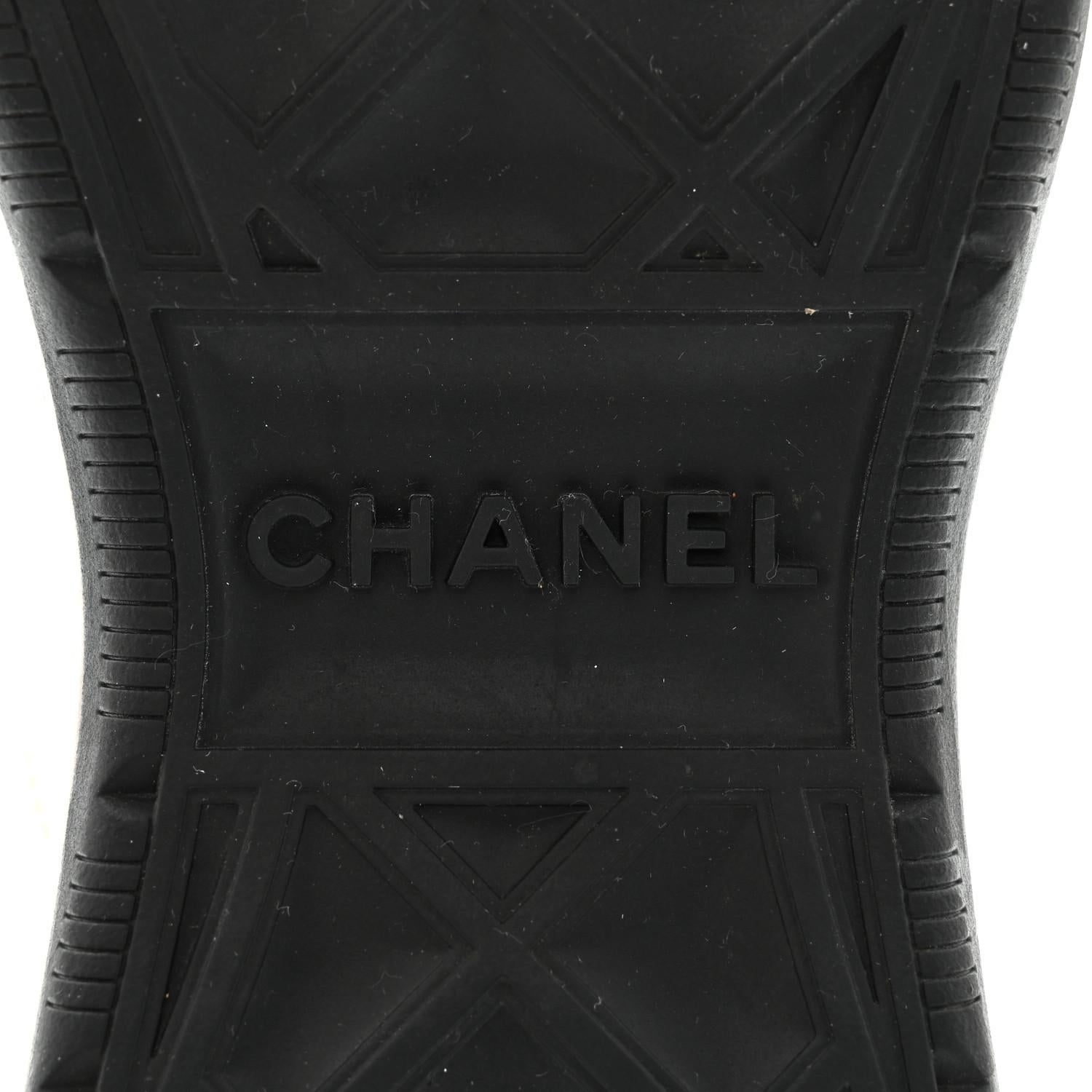 Chanel Beige Samt Creme Beige  Weiß Turnschuhe Turnschuhe Größe 40  Neu in Box  im Angebot 8