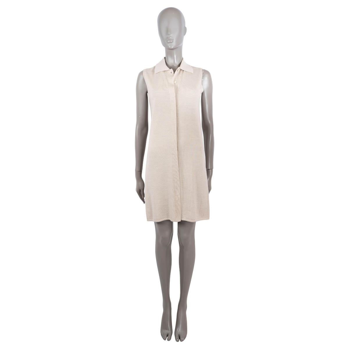 100% authentic Chanel shirt knit dress in taupe wool (100%). Closes with buttons on the front. Has been worn and is in excellent condition.

2000 Fall/Winter

Measurements
Model	00A U01328 V00856
Tag Size	40
Size	M
Bust	88cm (34.3in) to 102cm