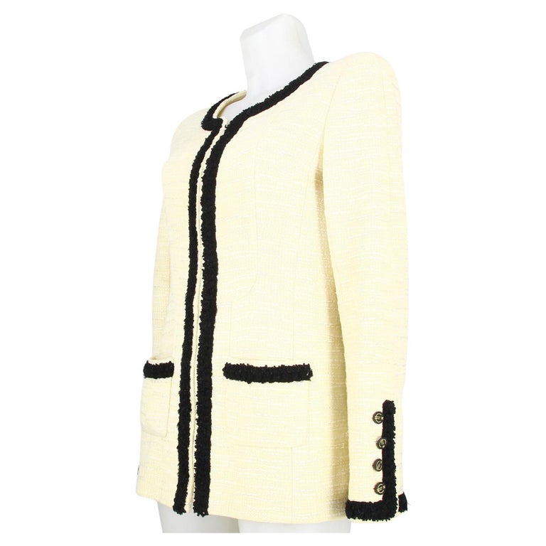 Chanel Beige Wool Suit Jacket For Sale at 1stDibs