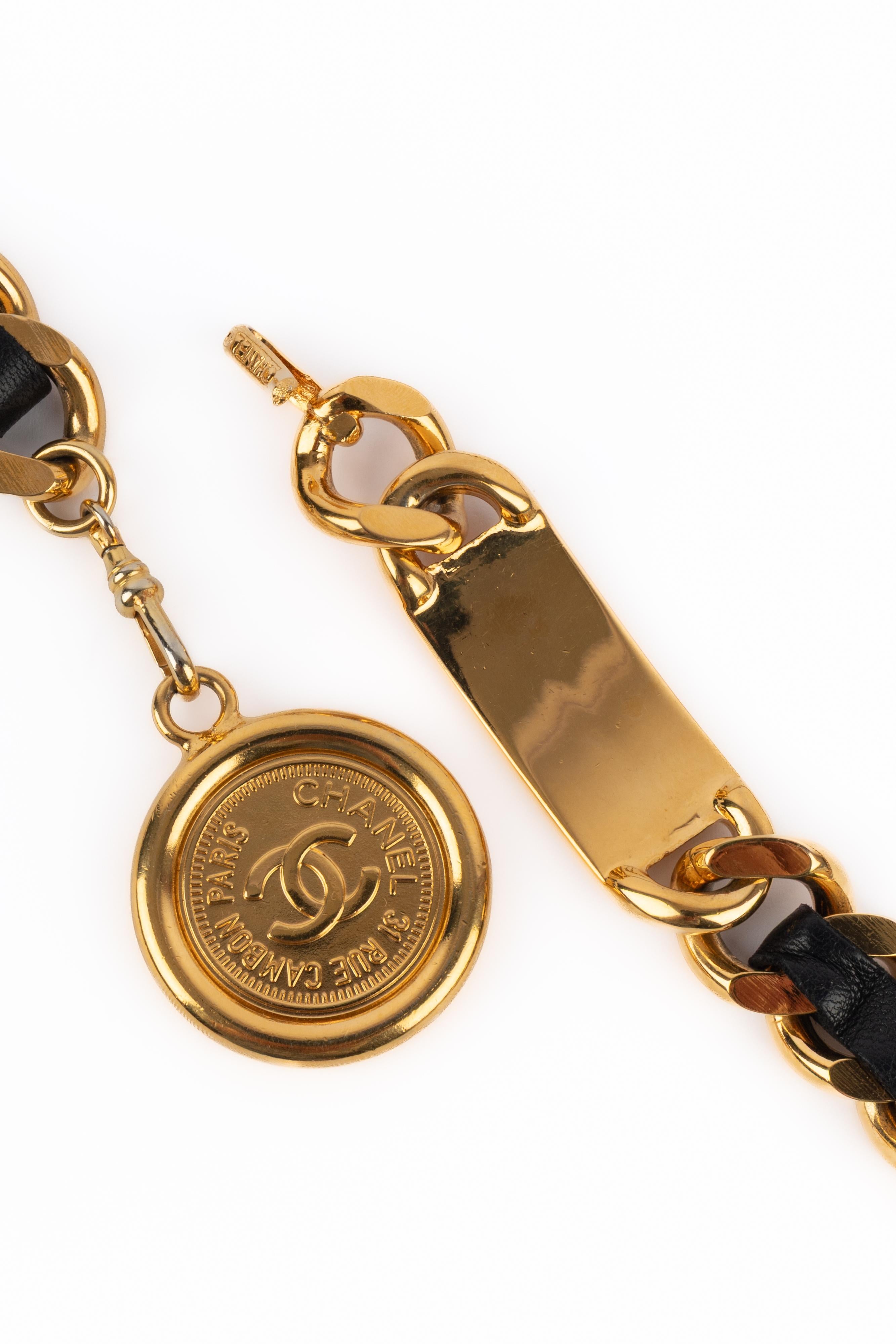 Women's or Men's Chanel belt 1990s For Sale