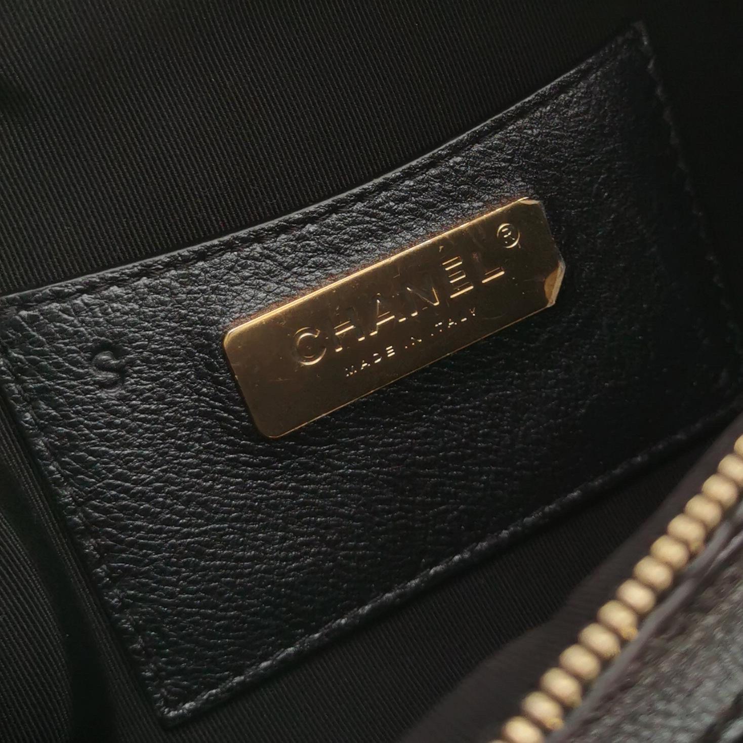 Chanel Belt Bag Navy Shiny Calfskin Skin Leather Gold-tone Hardware For Sale 2