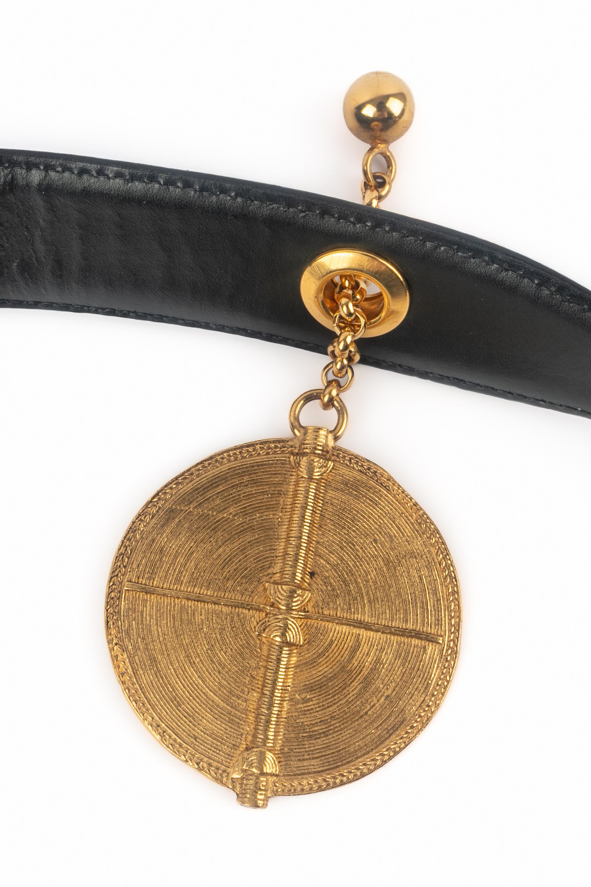 Cintura Chanel in vendita 2