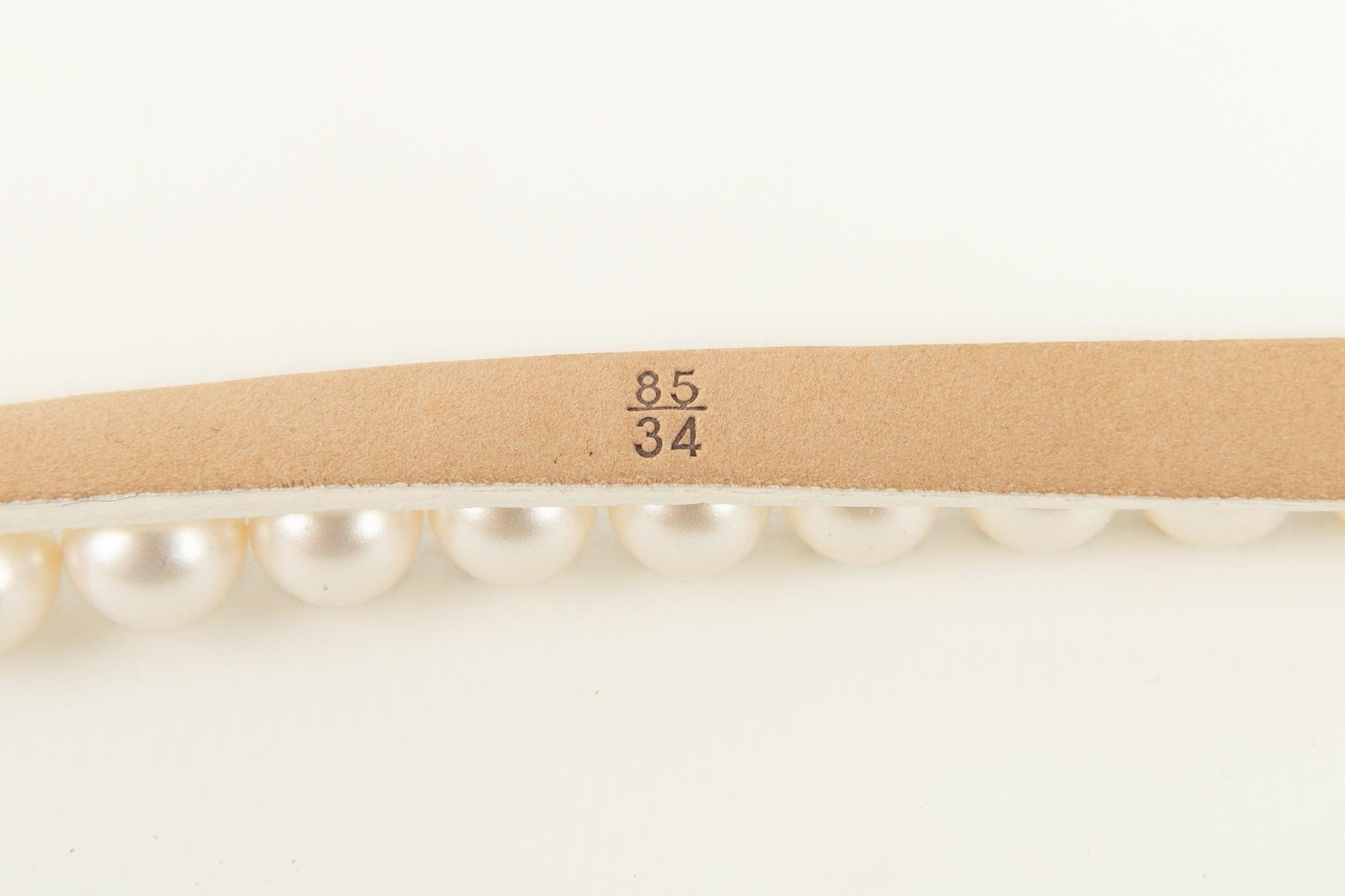 Chanel Belt in Leather and Costume Pearly Beads, 2014 For Sale 2