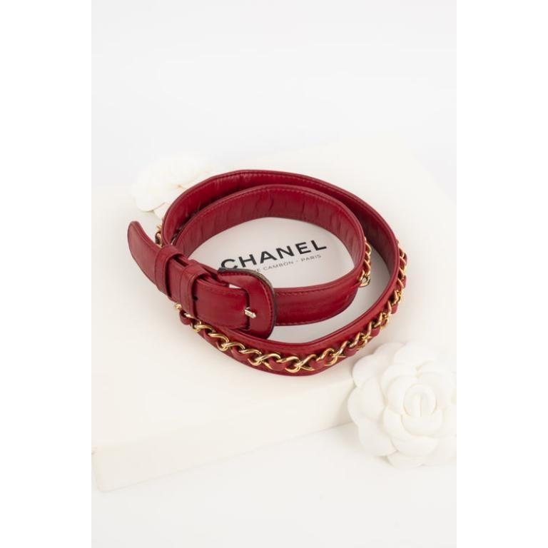 Chanel - (Made in Italy) Red leather belt with a golden metal chain. Size 80.

Additional information:
Condition: Very good condition
Dimensions: Length: from 76 cm to 82 cm

Seller Reference: CCB56