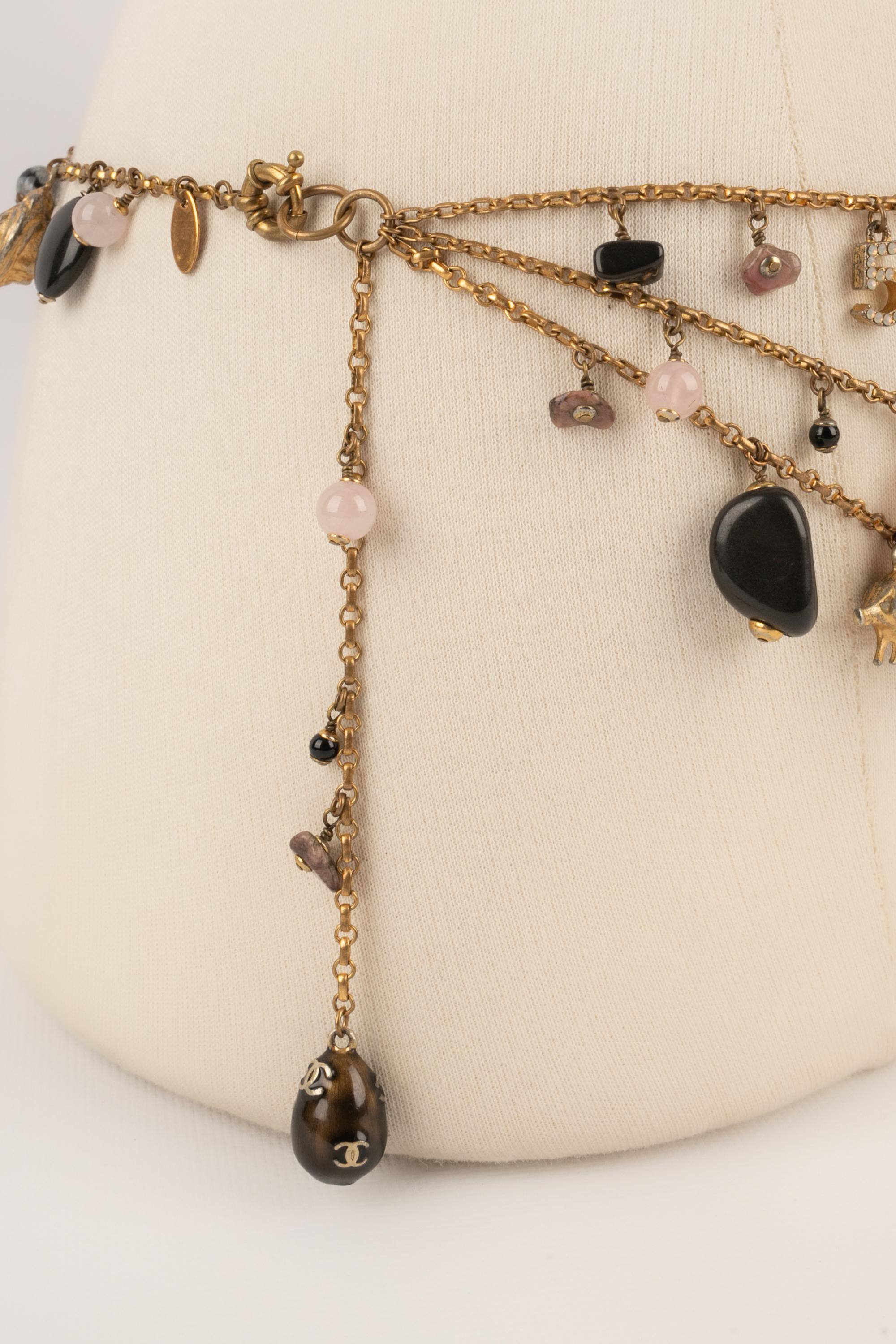 Cintura e collana Chanel 2001 in vendita 7