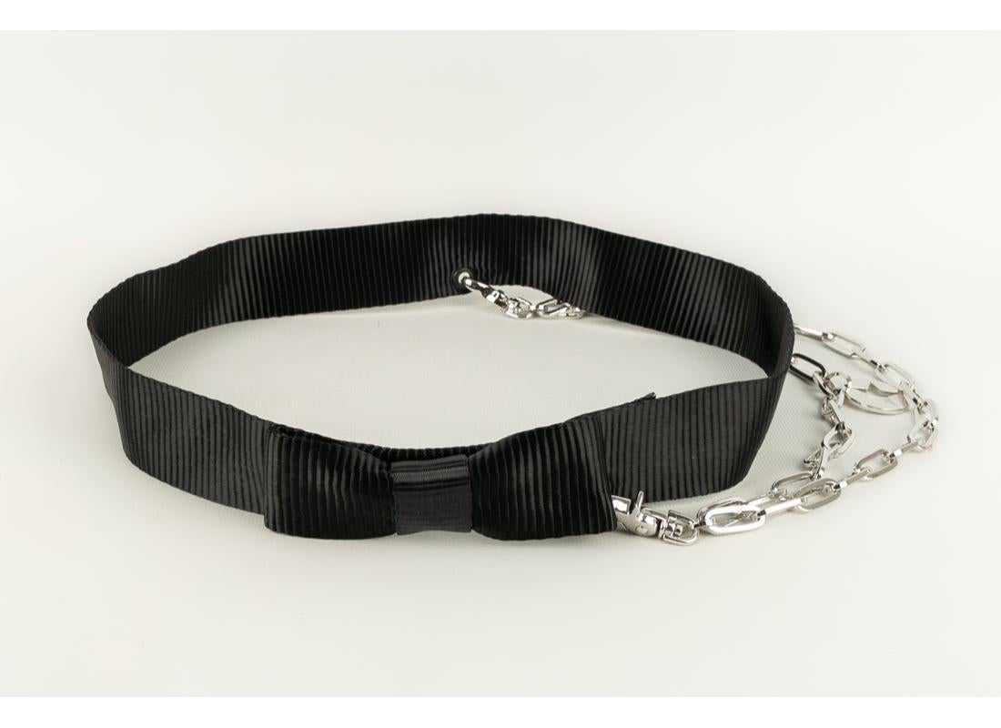 Chanel Belt Spring Composed of Chains in Silver-Plated Metal , 2008 In Excellent Condition In SAINT-OUEN-SUR-SEINE, FR