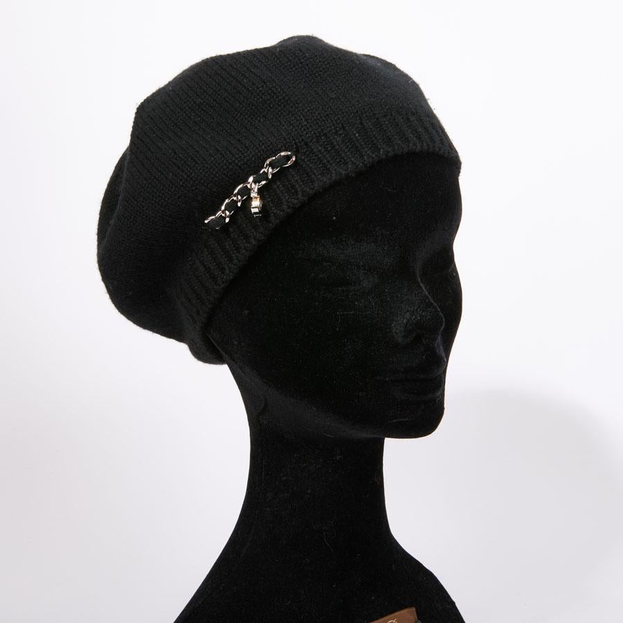 CHANEL Beret aus schwarzem Kaschmir (Schwarz)