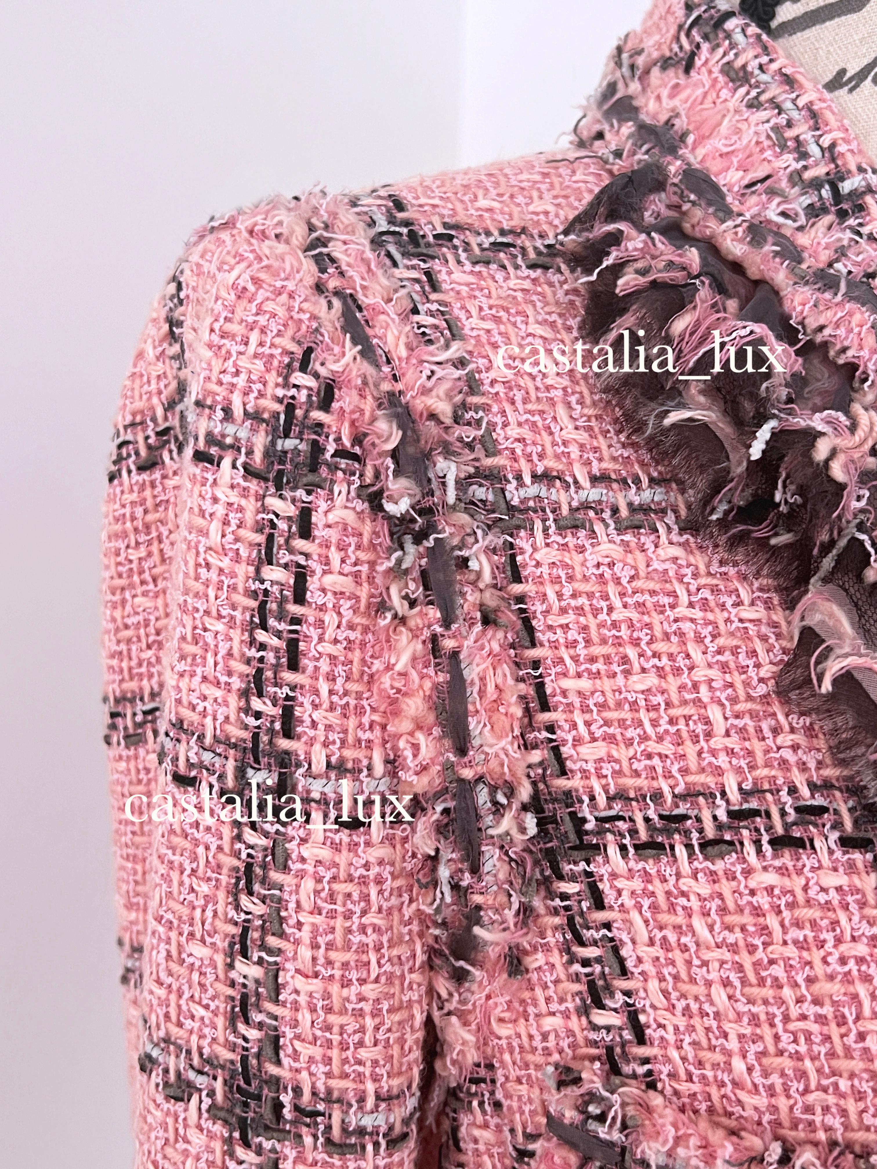 Chanel Beyonce Style Collectible Tweed Jacket 9