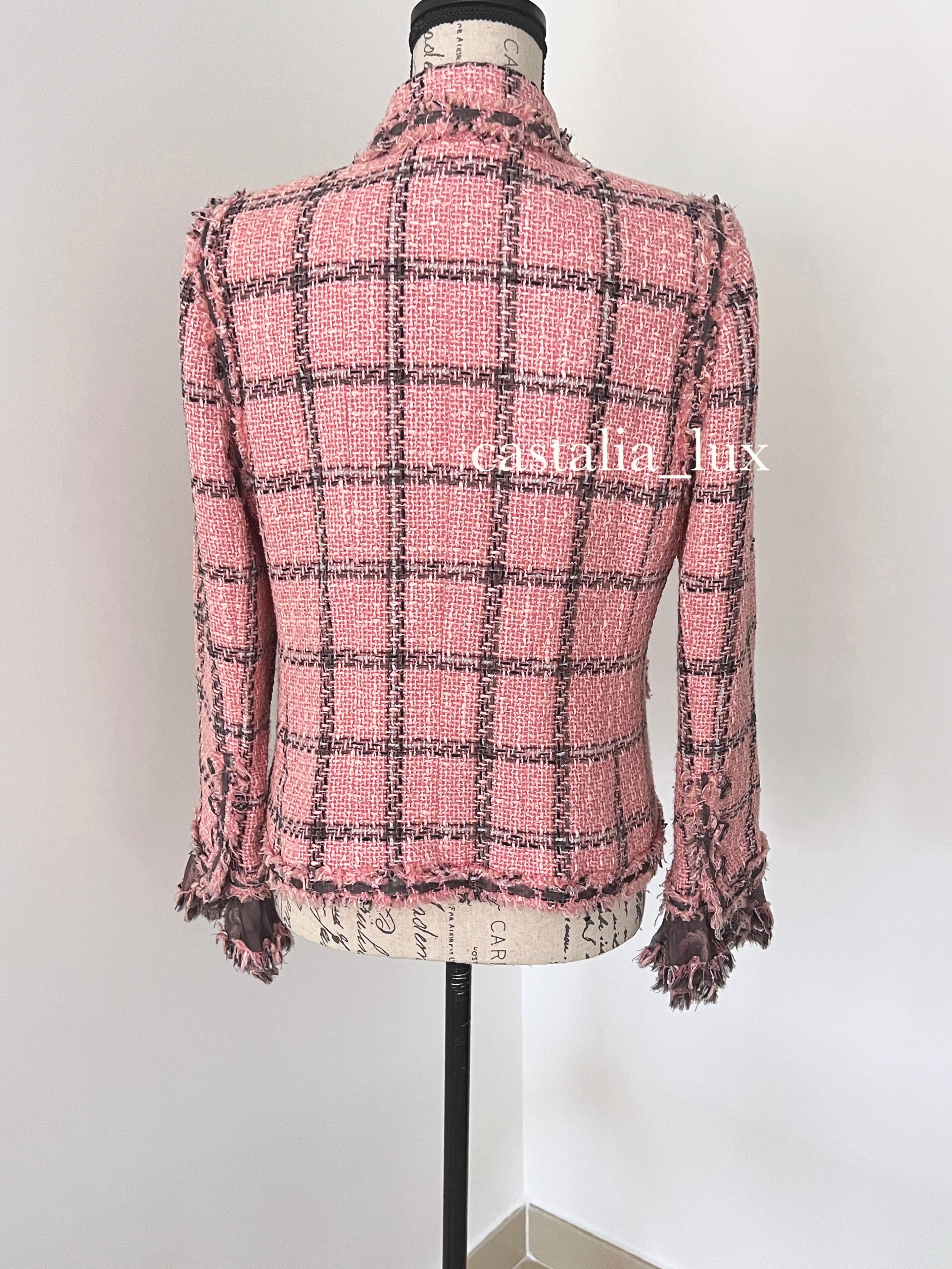 Chanel Beyonce Style Collectible Tweed Jacket 13