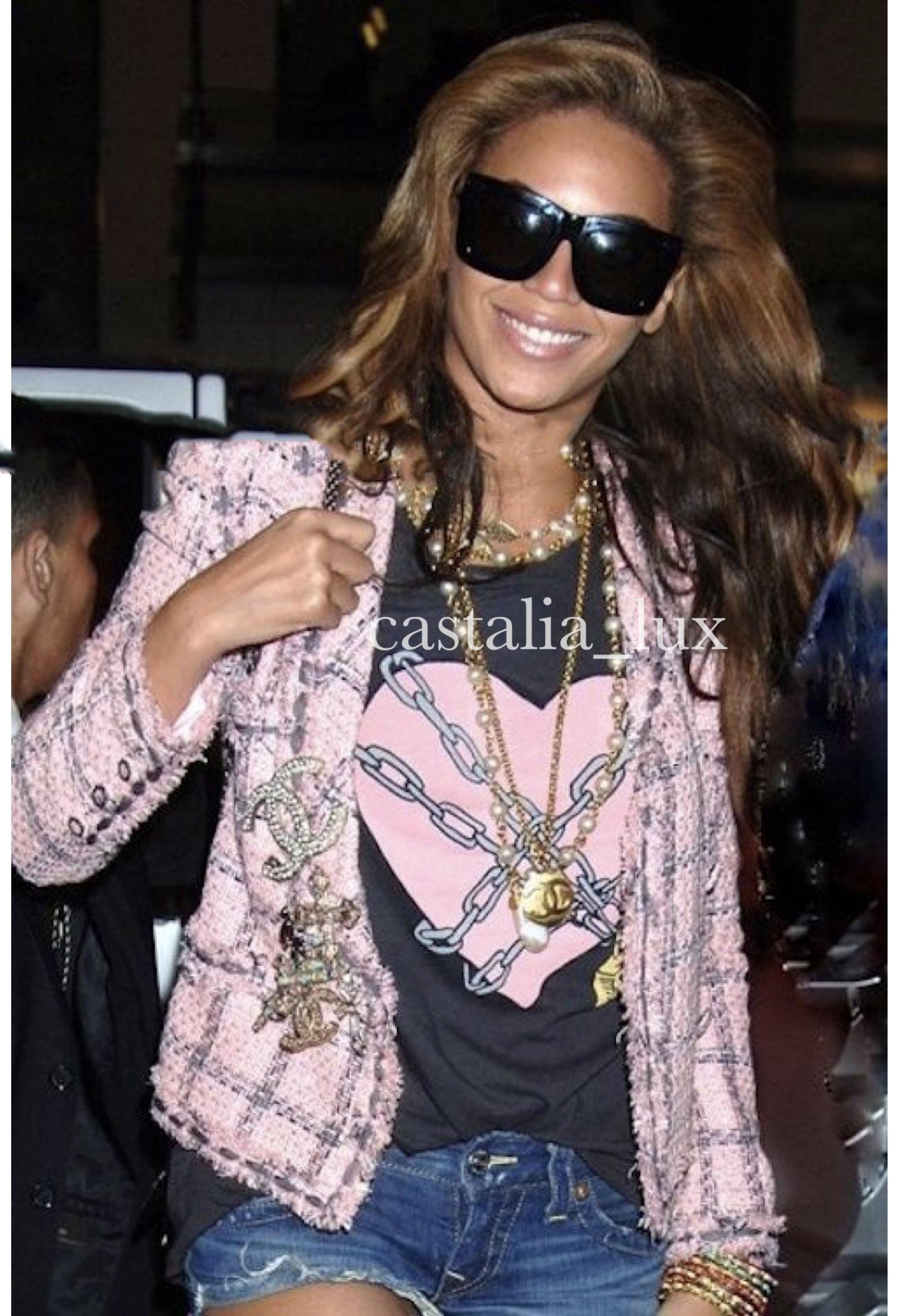 Chanel Beyonce Style Collectible Tweed Jacket In Excellent Condition In Dubai, AE