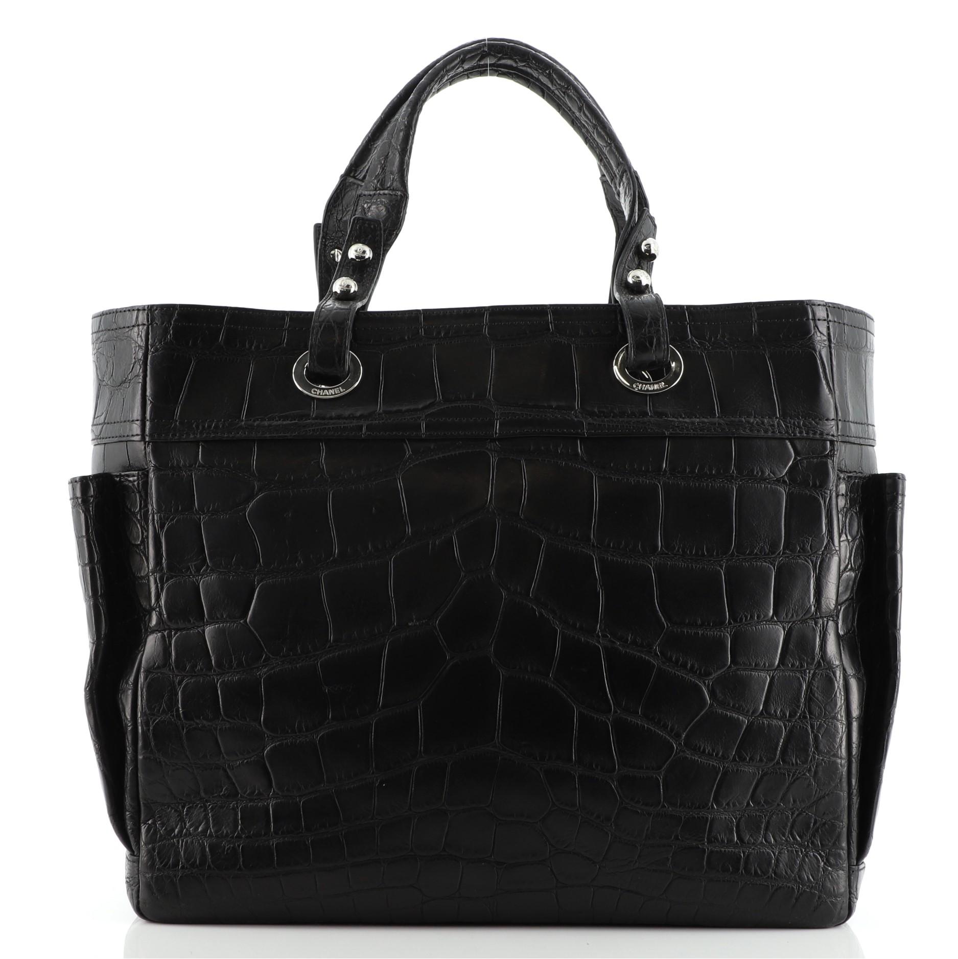 Chanel Biarritz Pocket Tote Alligator Large In Good Condition In NY, NY