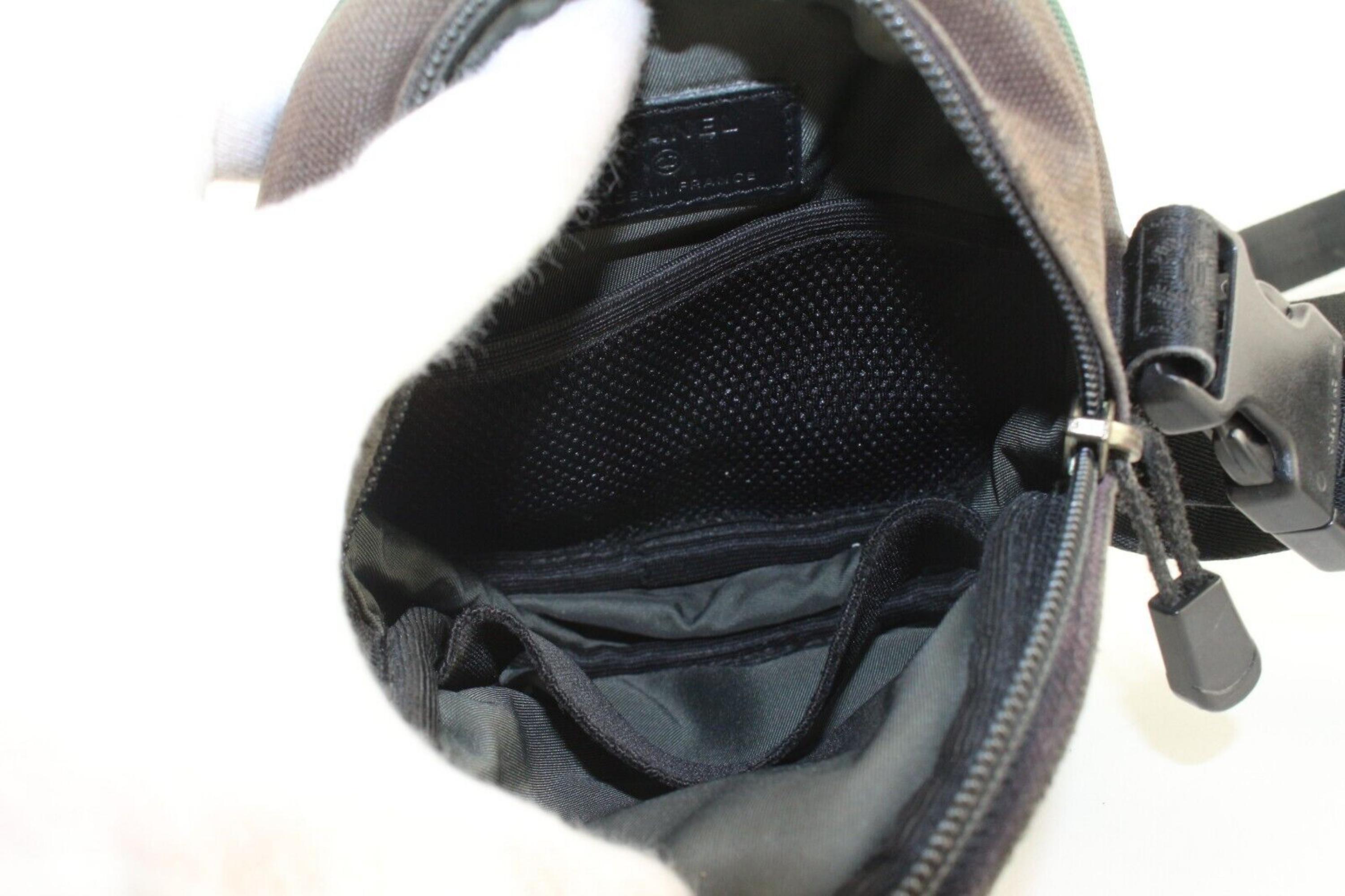 Chanel Bicolor CC Logo Sports Convertible Crossbody Round Sling Belt Bag 5C0424 1