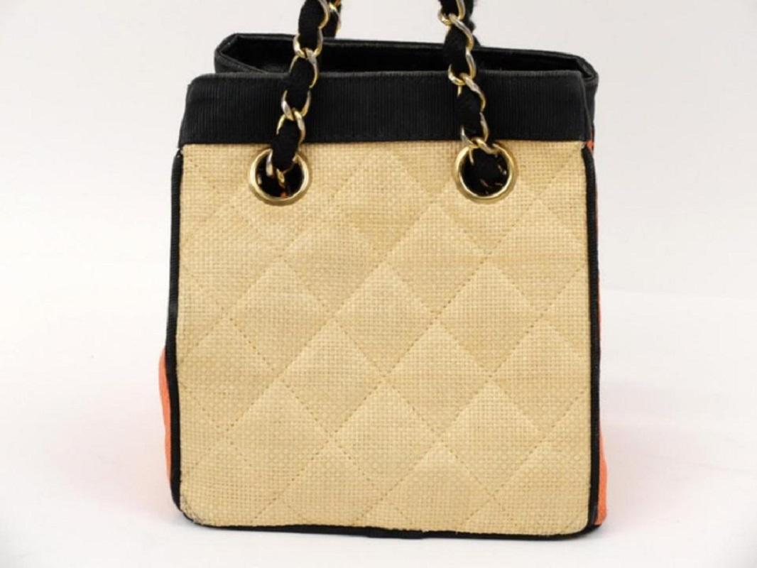 Women's Chanel Bicolor Raffia Straw CC Logo Quilted Chain Basket Bag 858721 For Sale