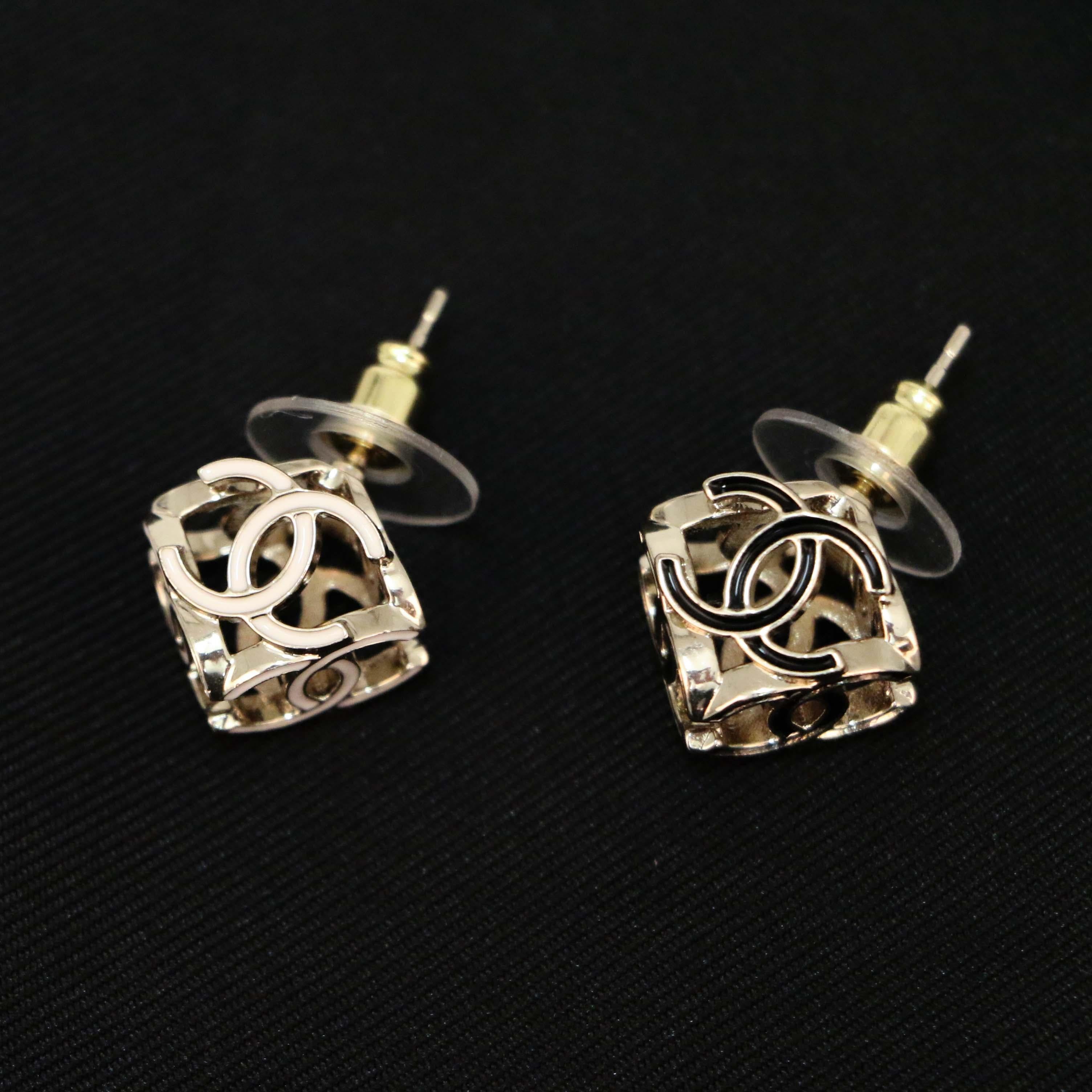 Women's Chanel bicolor studs For Sale