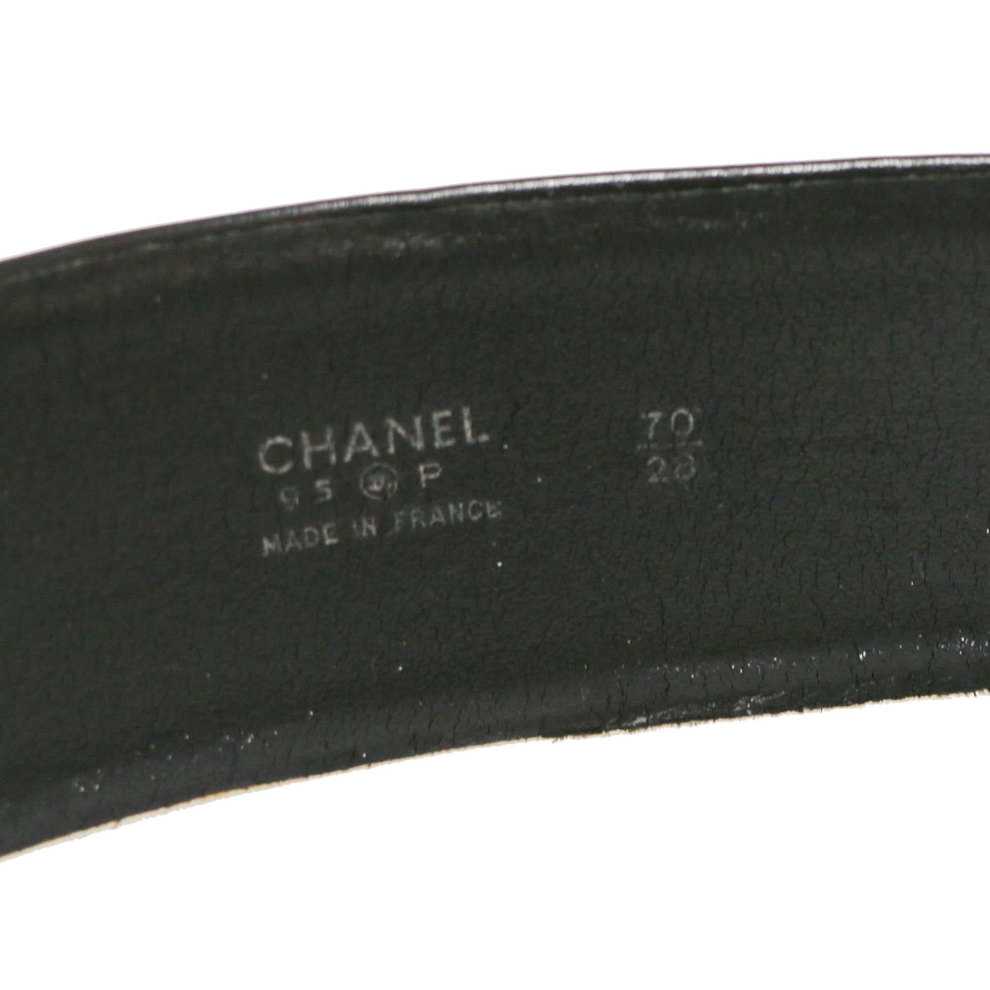 Ceinture Chanel en cuir bicolore vintage, 70FR Pour femmes en vente