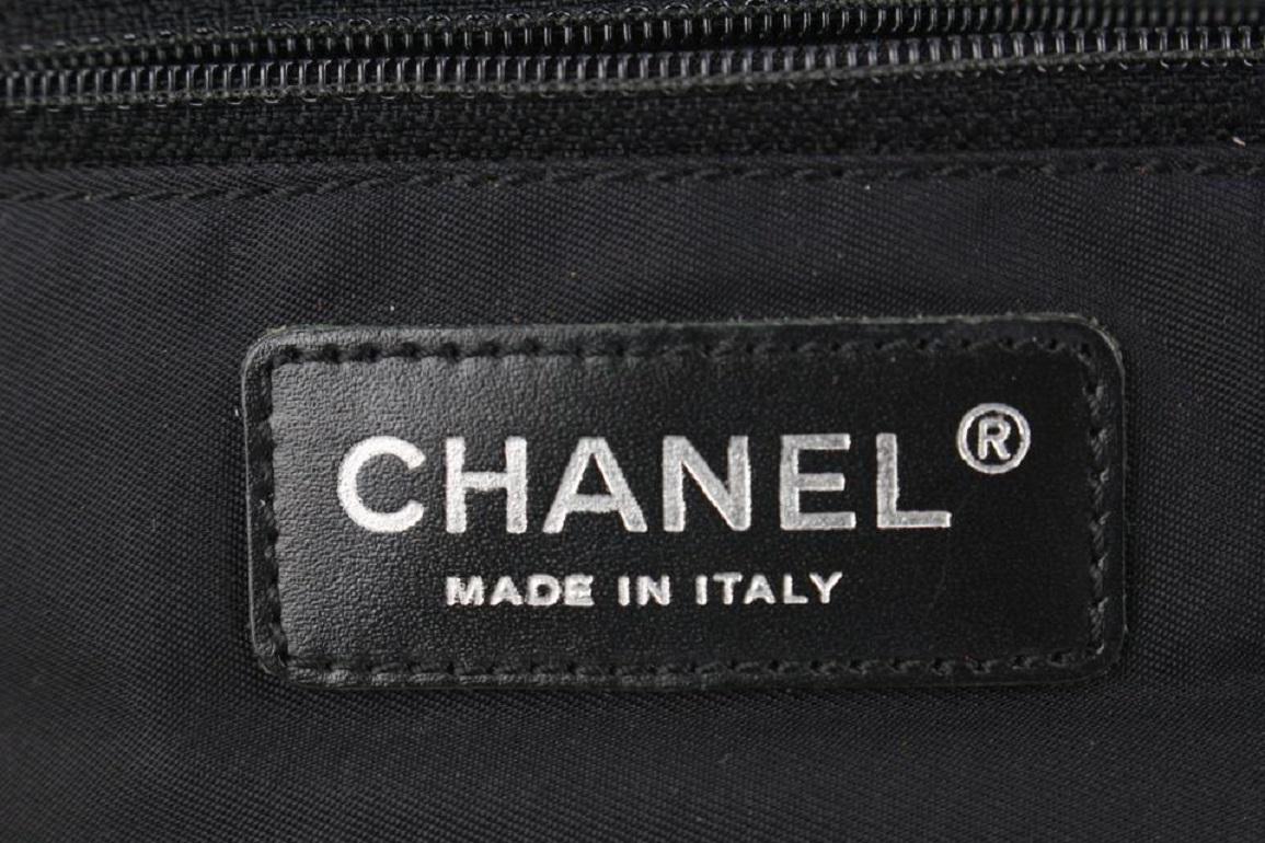 Women's Chanel Bicolor White x Black New Line Shopper Tote bag 917cas32