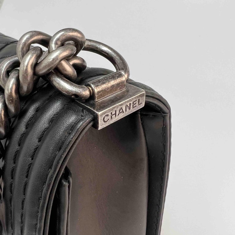 CHANEL Big BOY Bag in Black Leather For Sale at 1stDibs