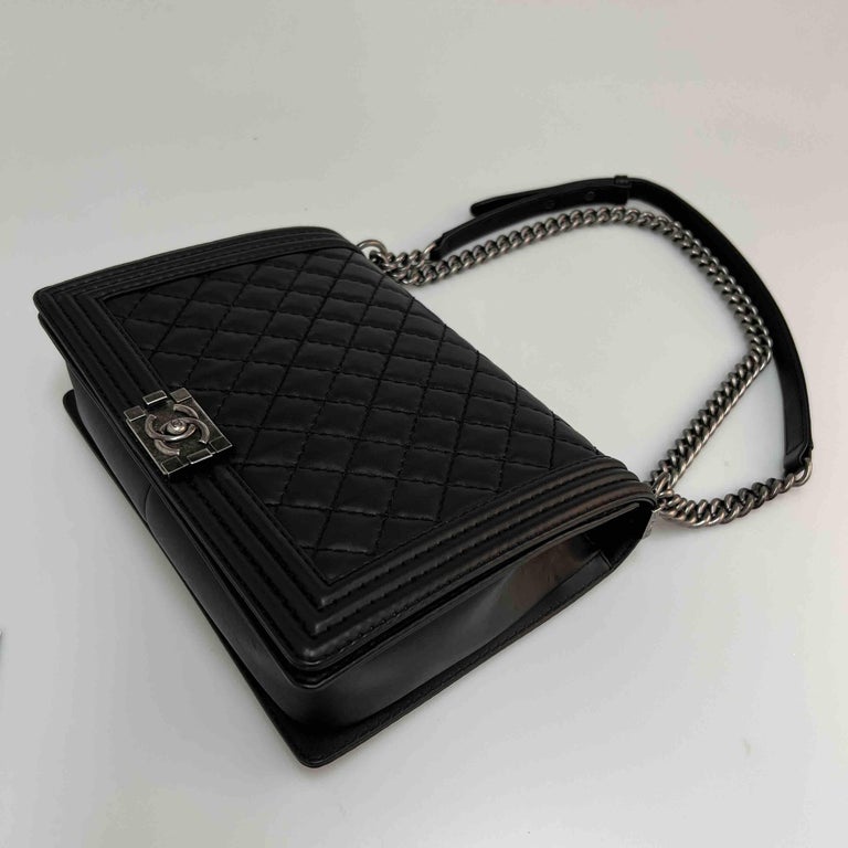 CHANEL Big BOY Bag in Black Leather For Sale at 1stDibs