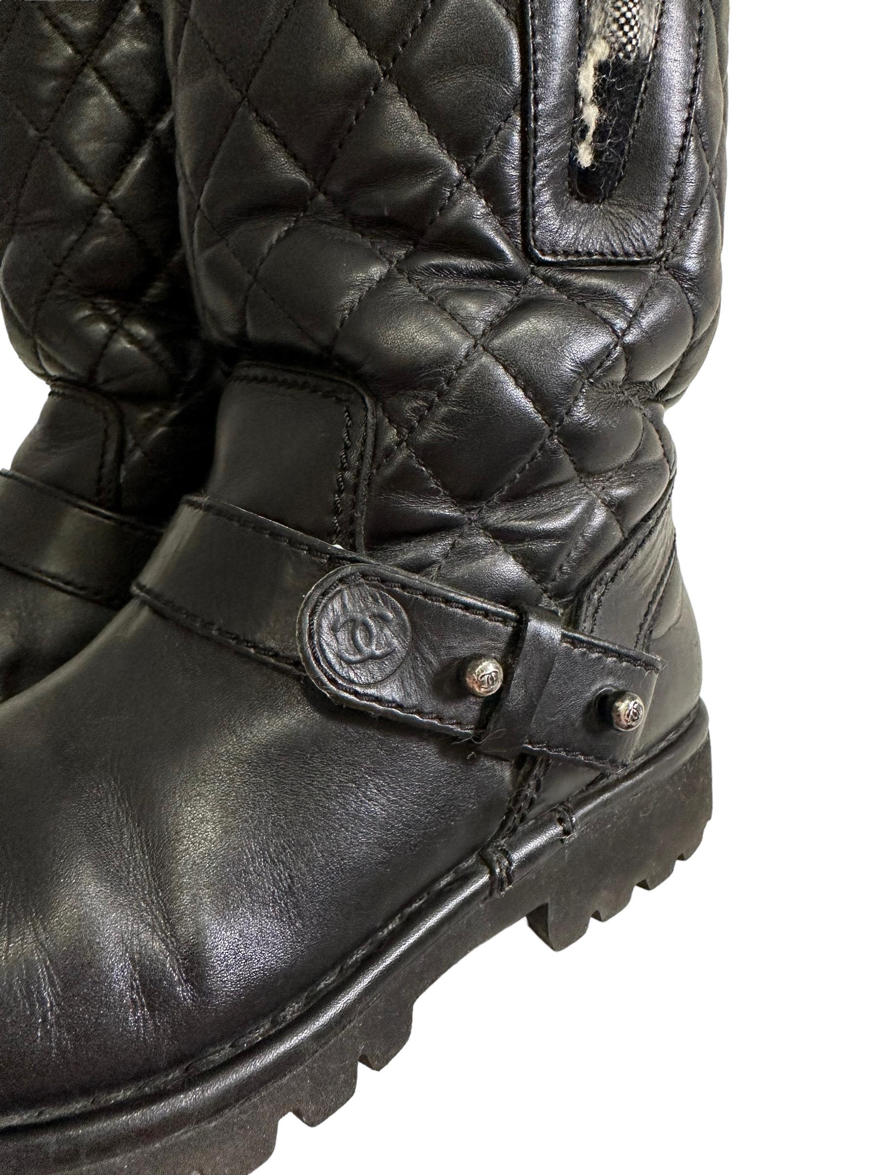 Chanel Biker Boots Black Leather Tweed In Good Condition For Sale In Torre Del Greco, IT