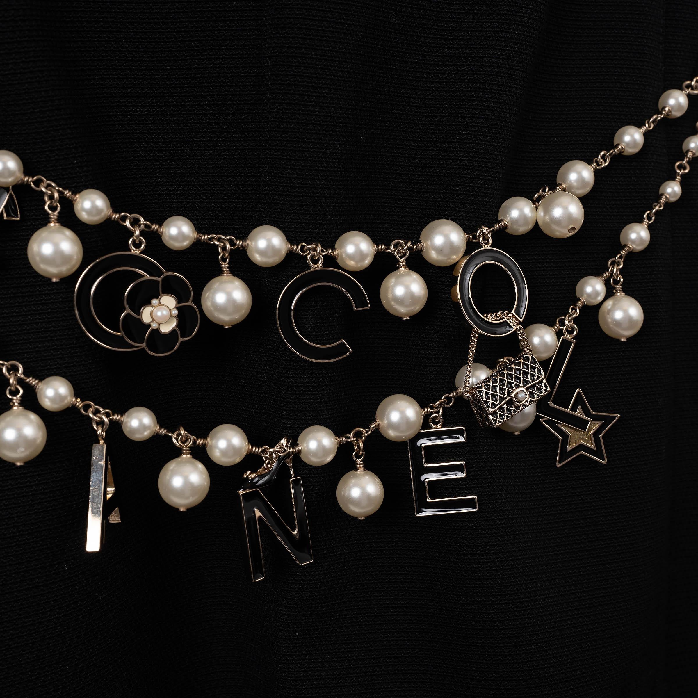 CHANEL nero 07P COCO CHARMS PEARL CHAIN Cintura L in vendita 1