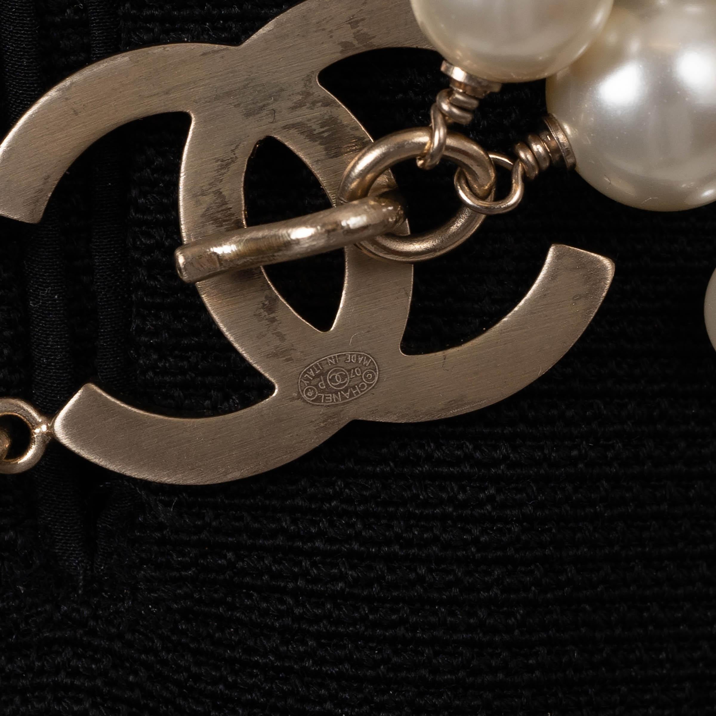 CHANEL nero 07P COCO CHARMS PEARL CHAIN Cintura L in vendita 2