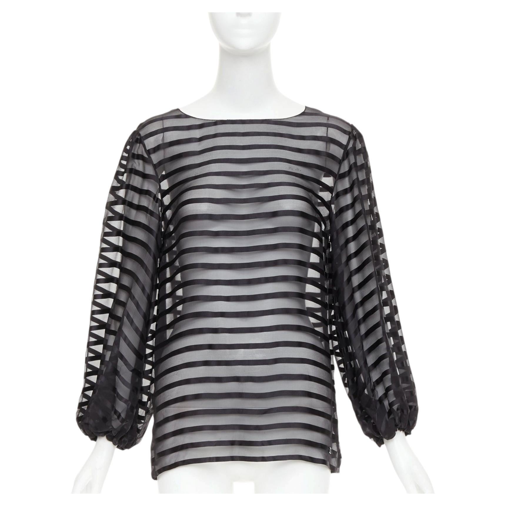 Blusa de CHANEL negra, 100 % seda, de gasa transparente a rayas y con mangas abullonadas, talla FR36 S