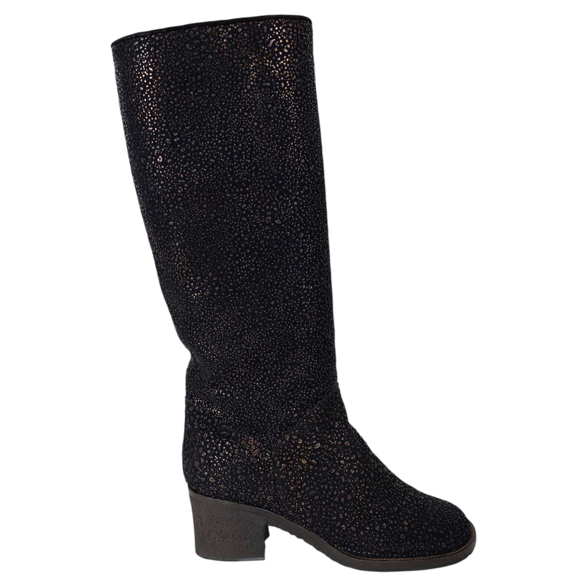 CHANEL black 12A BOMBAY METALLIC TEXTURED LEATHER Boots Shoes 39.5 For Sale