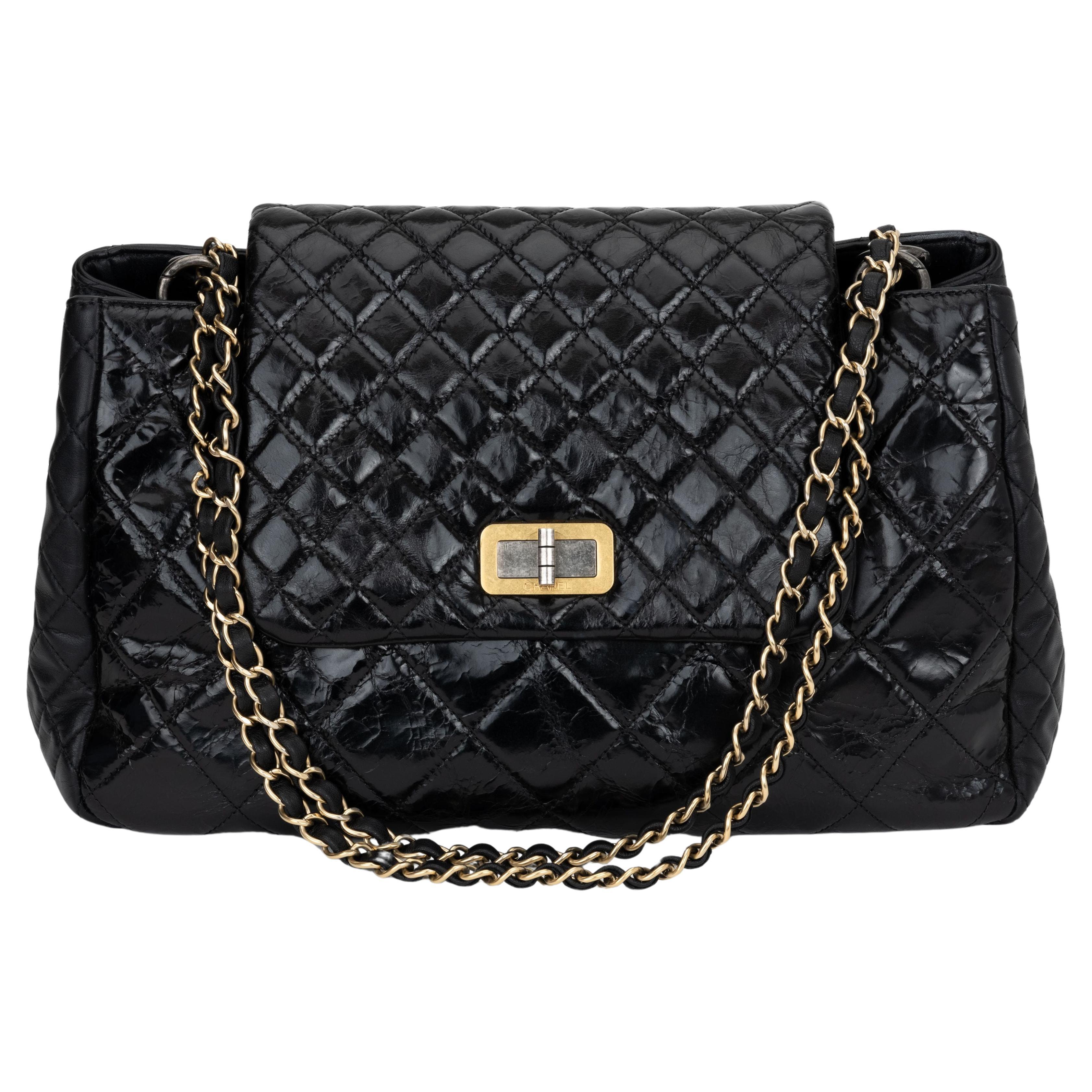 Chanel Black 2-Tone Hardware Handbag For Sale