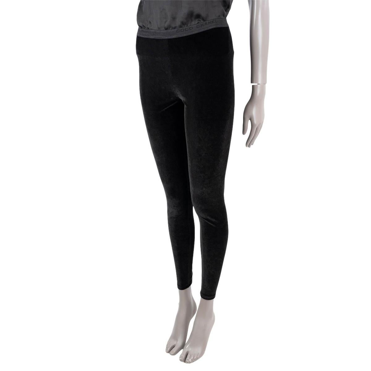 100% authentic Chanel leggings in black velvet (100%) (missing tag) with a logo waist-band. Features CC logo with black rhinestones on the front. Unlined. Have been worn and are in excellent condition.

2015 Paris-Salzburg Metiers