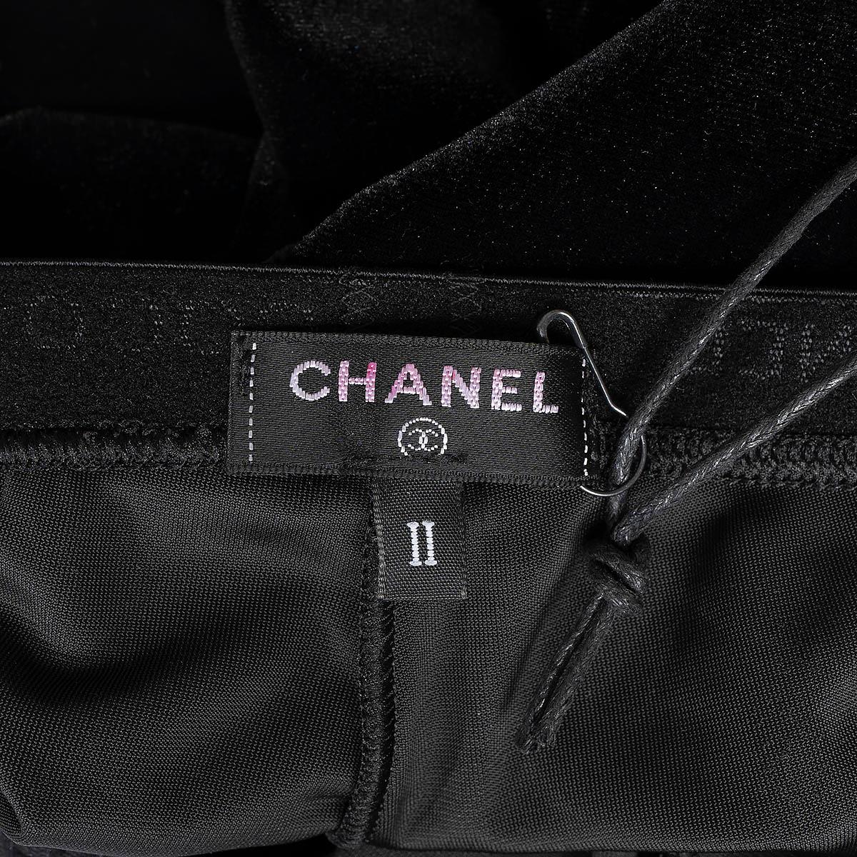 CHANEL noir 2015 15A SALZBURG VELVET LEGGINGS Pantalon II 2 1