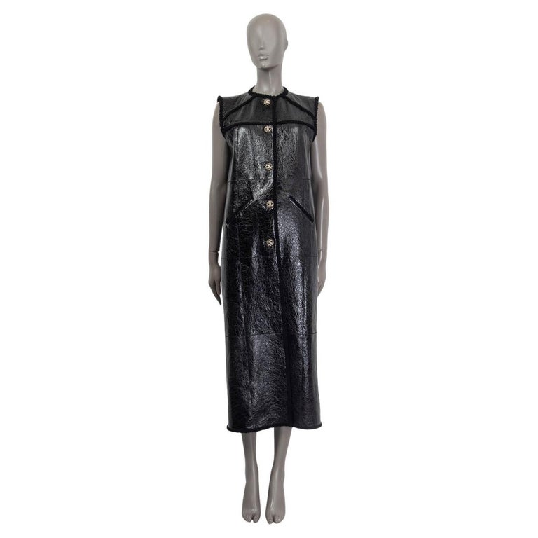 CHANEL black 2018 CRACKED LEATHER and SHEARLING SLEEVELESS Coat Jacket 38 S  at 1stDibs | chanel shearling coat, sleeveless shearling jacket