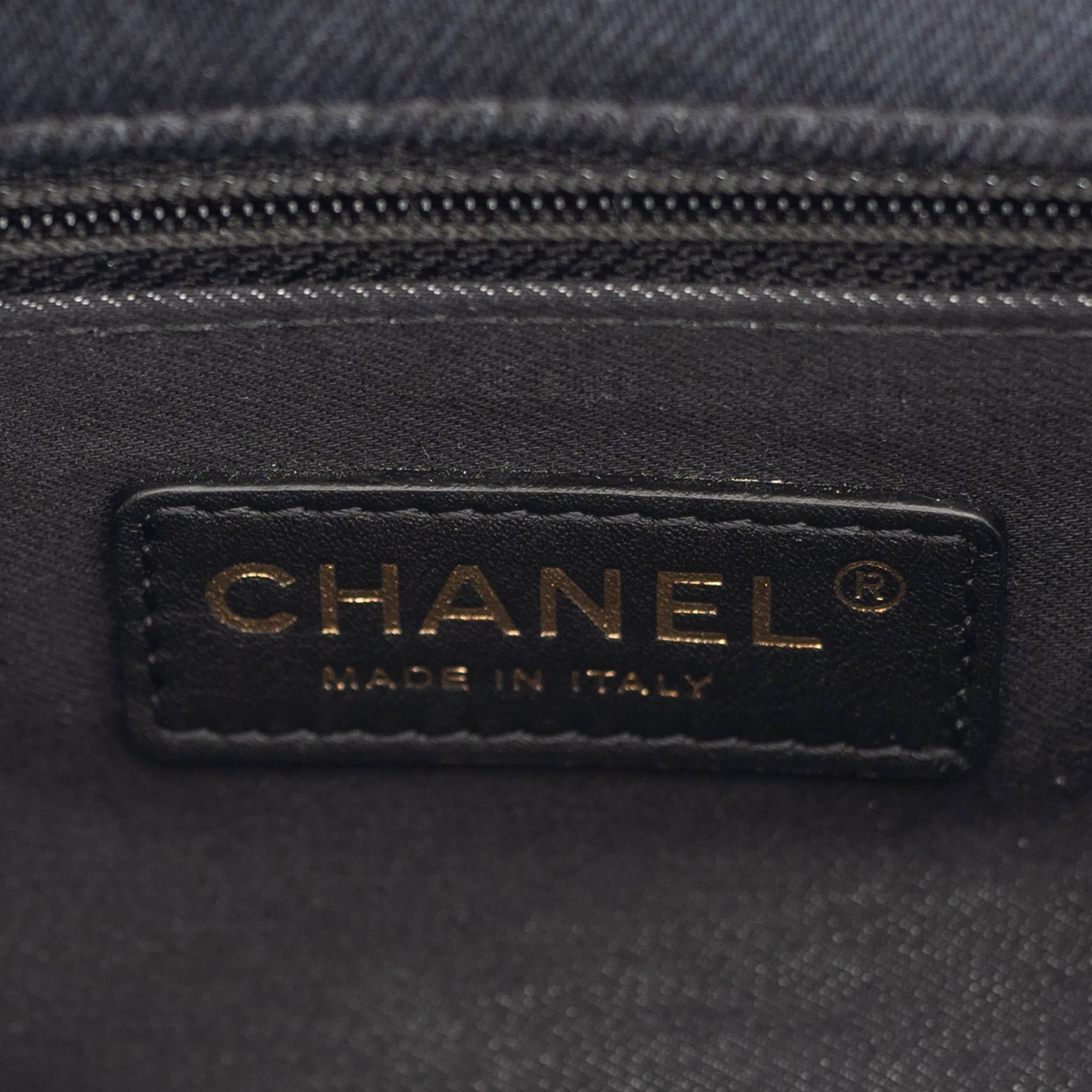 CHANEL black 22P LOGO DENIM MOOD SMALL FLAP Shoulder Bag For Sale 4