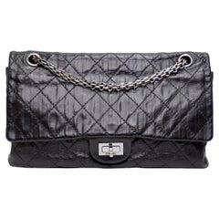 Chanel Black 2.55 Reissue Quilted Classic Calfskin Leather 225 Flap Bag