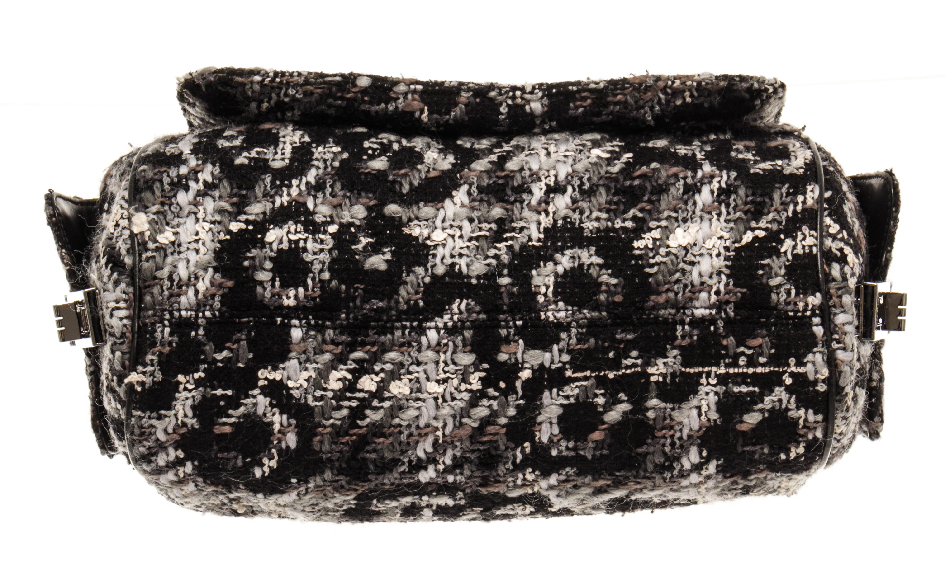 Chanel Black 2.55 Tweed Chain Shoulder Bag For Sale 1