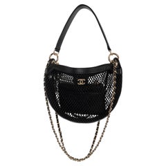 CHANEL noir 25S MESH & LEATHER HOBO WITH CHAIN Sac