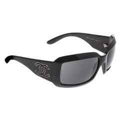 Chanel - Lunettes de soleil rectangulaires noires 60022-Q