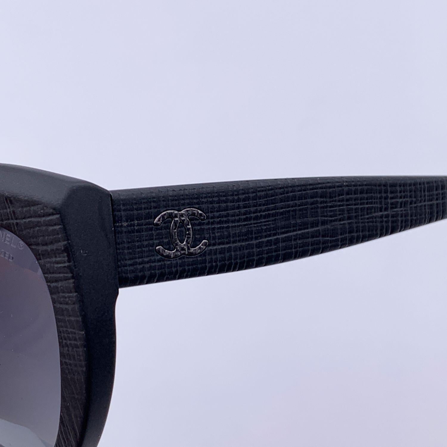 Women's Chanel Black Acetate 5331 Polarized Butterfly Sunglasses 51/20 140mm