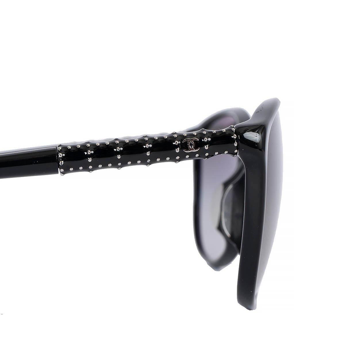 CHANEL black acetate STUDDED CAT-EYE Sunglasses 5207-A For Sale 1
