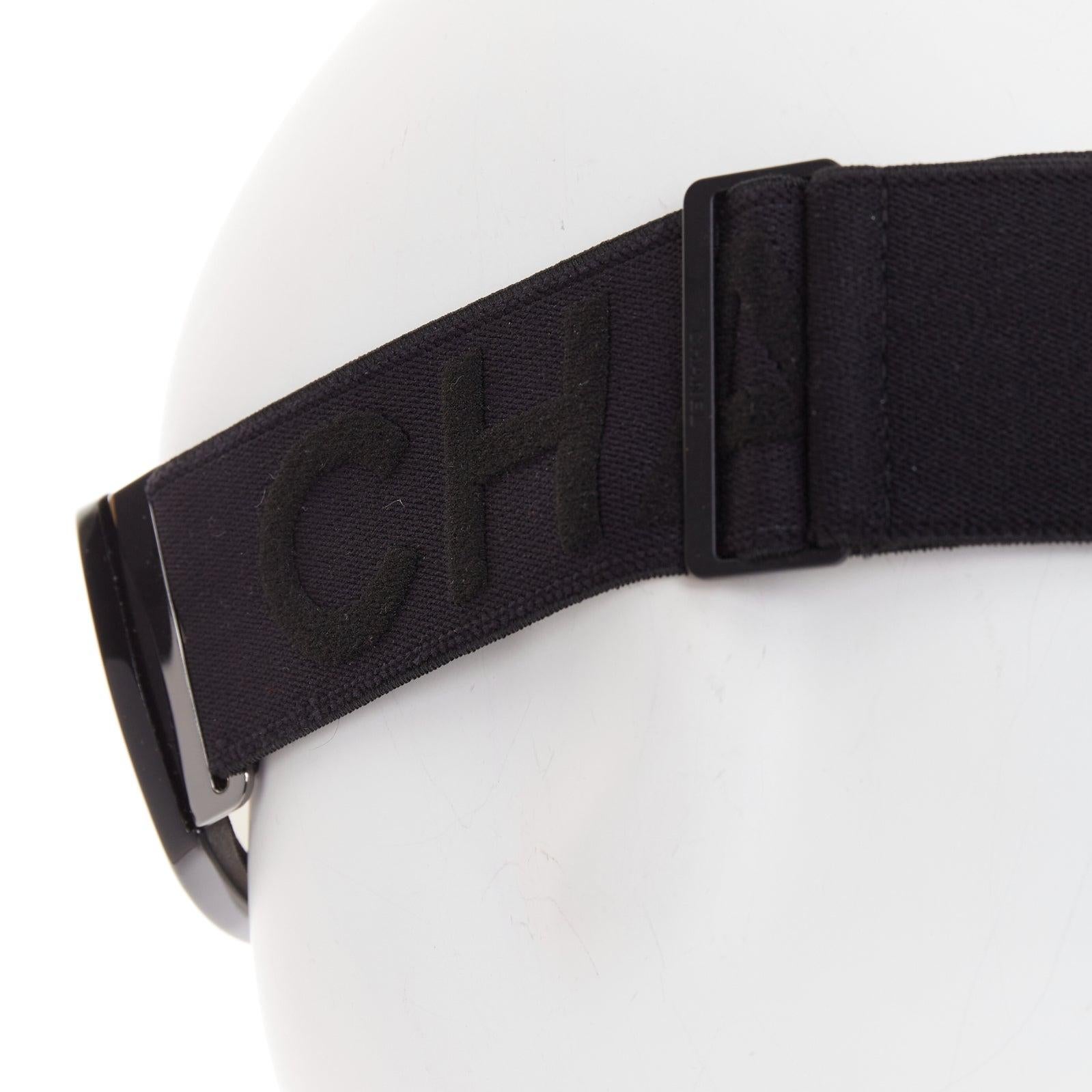 Occhiali da sole Chanel con scudo tecnico in acetato nero in vendita 1