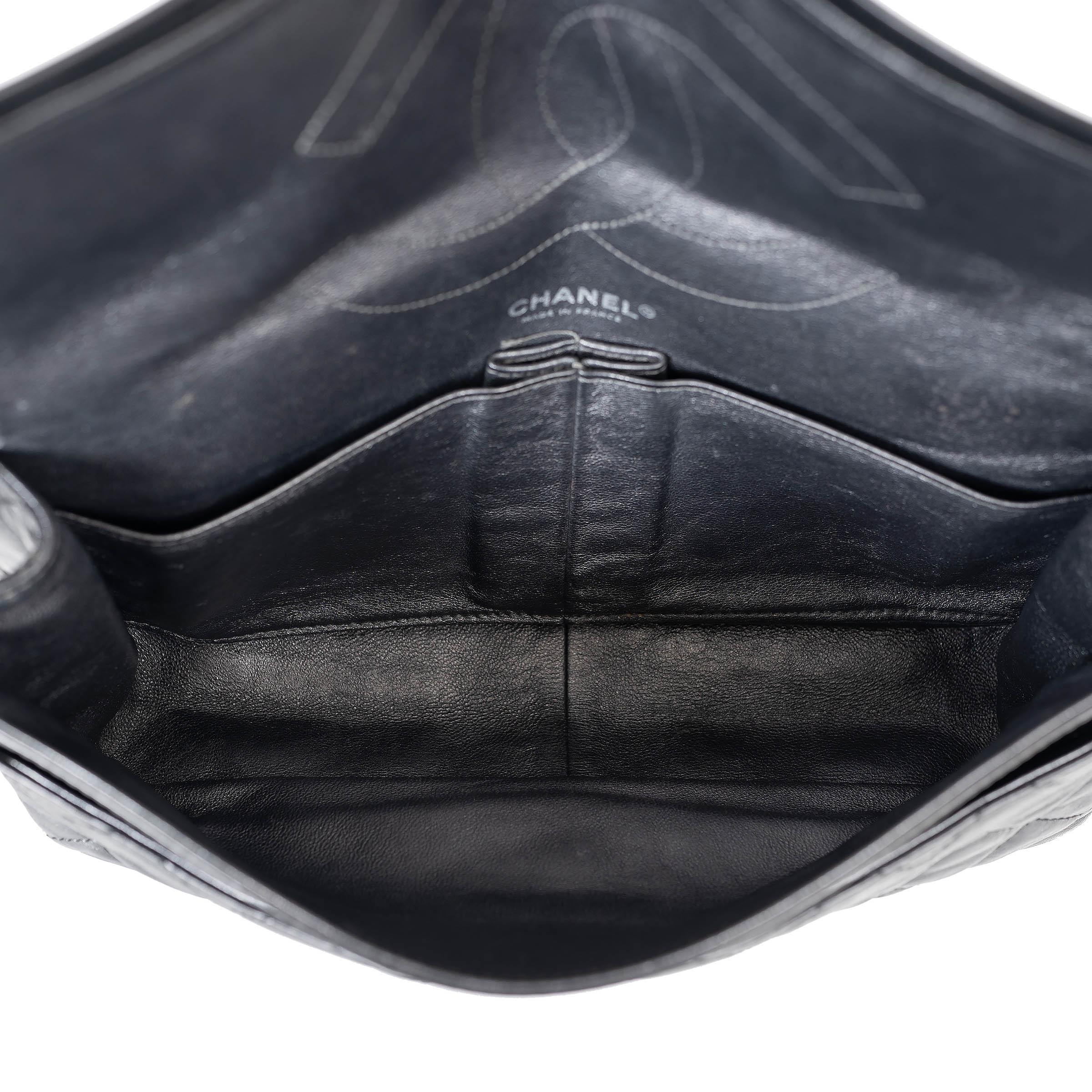 CHANEL black Aged calfskin leather 2.55 REISSUE 227 MAXI FLAP Shoulder Bag For Sale 1