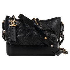 Chanel borsa GABRIELLE SMALL HOBO in pelle di vitello invecchiata nera