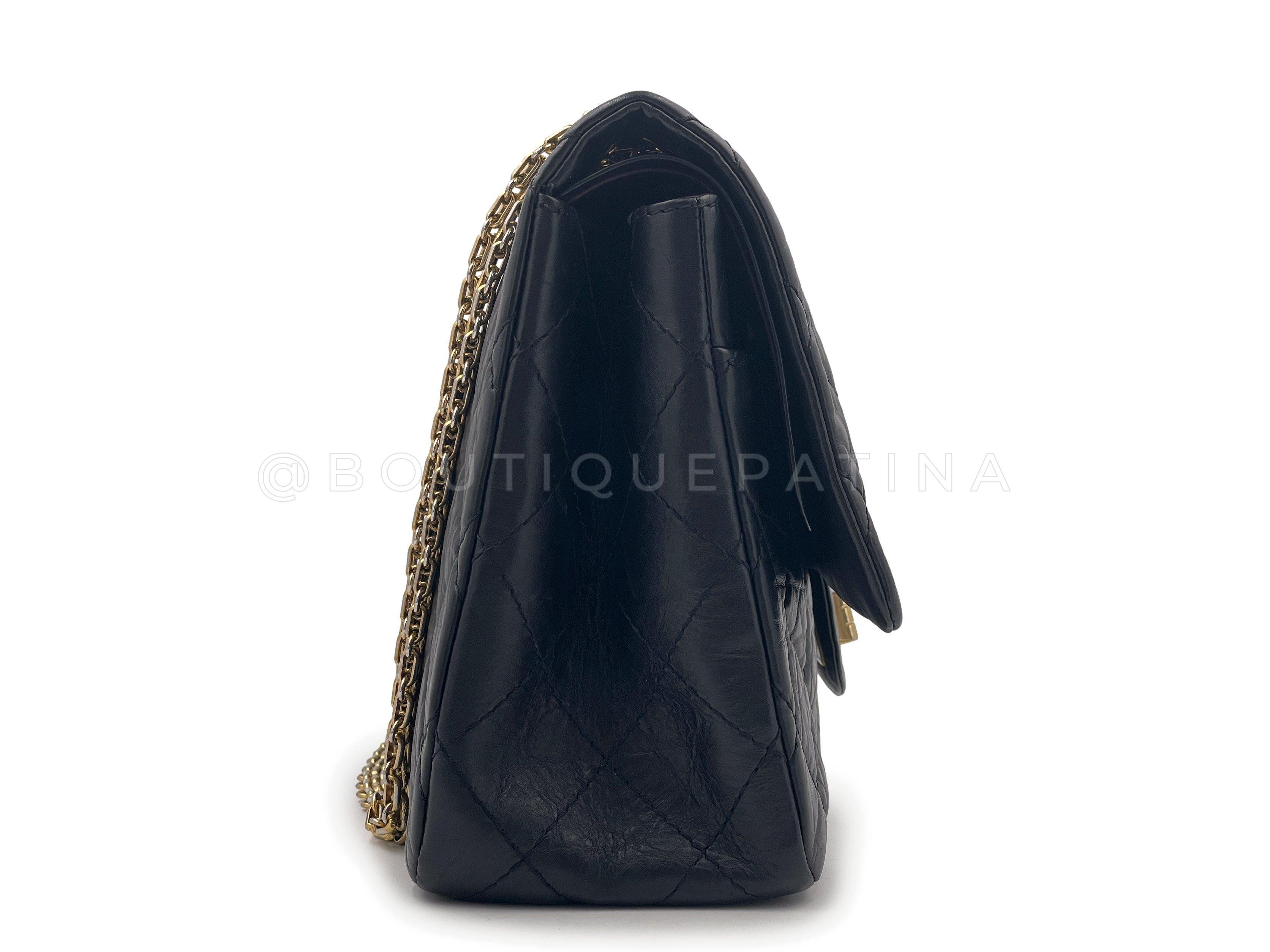Chanel - Grand sac à rabat 227 2.55 en cuir de veau vieilli noir, réédition GHW 65332 Pour femmes en vente