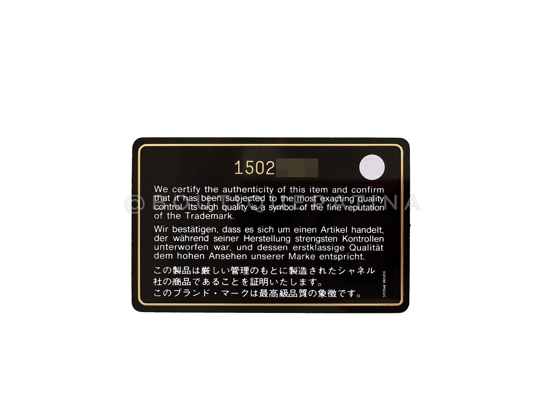 Chanel Black Aged Calfskin Reissue Medium 226 2.55 Flap Bag GHW 67076 en vente 8