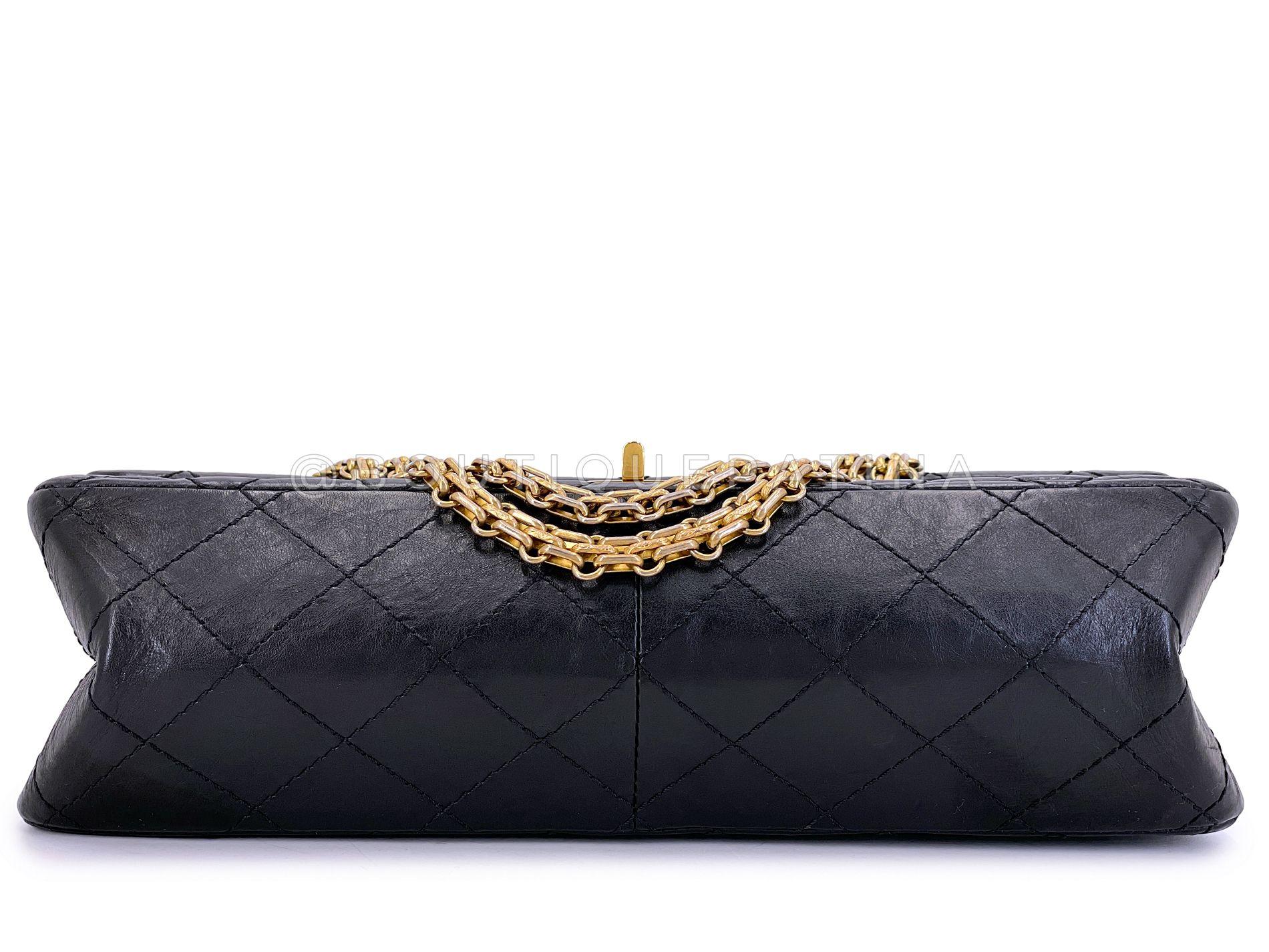 Chanel Black Aged Calfskin Reissue Medium 226 2.55 Flap Bag GHW 67076 en vente 1