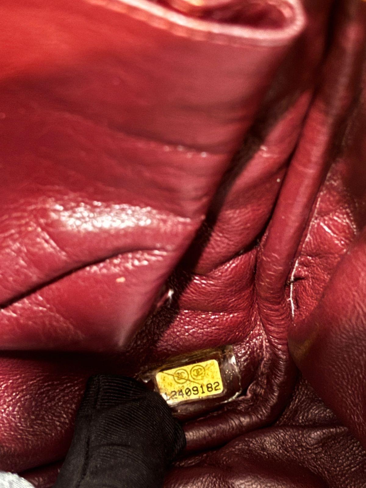 Chanel grand sac pour appareil photo réédition en vente 9