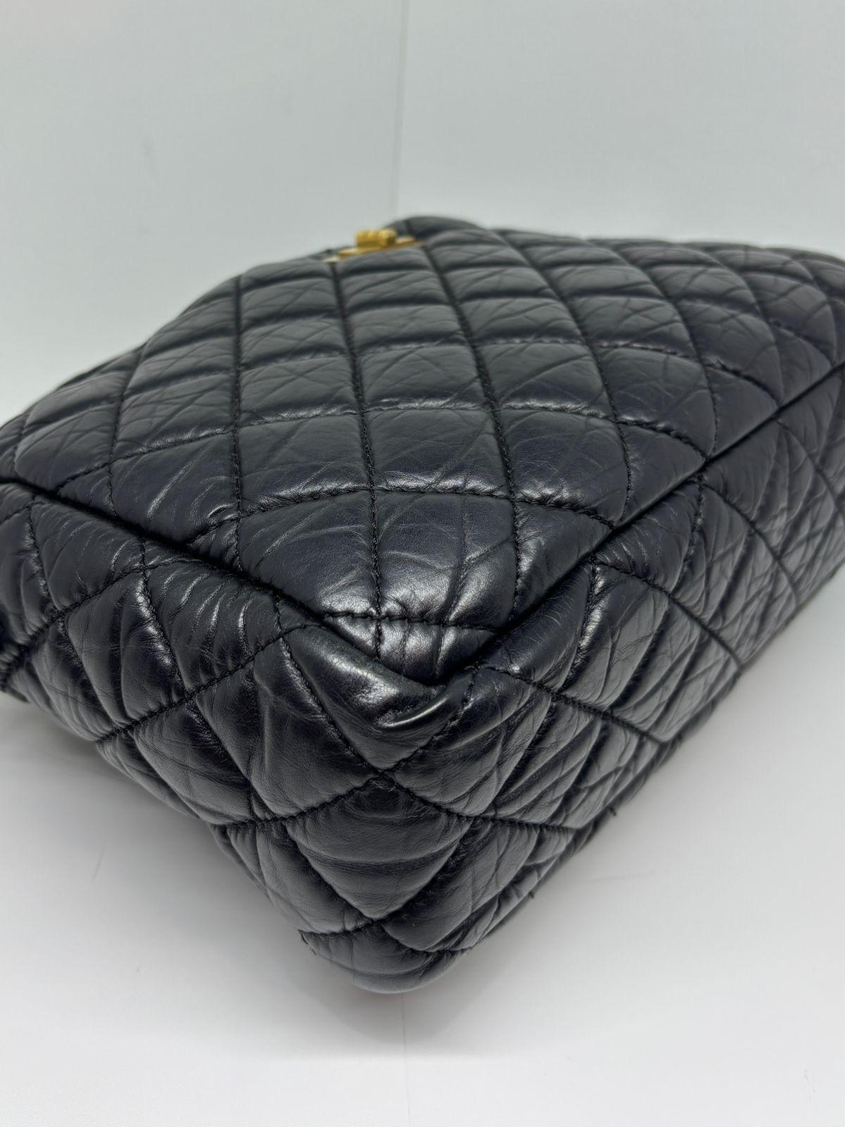 Chanel grand sac pour appareil photo réédition en vente 10