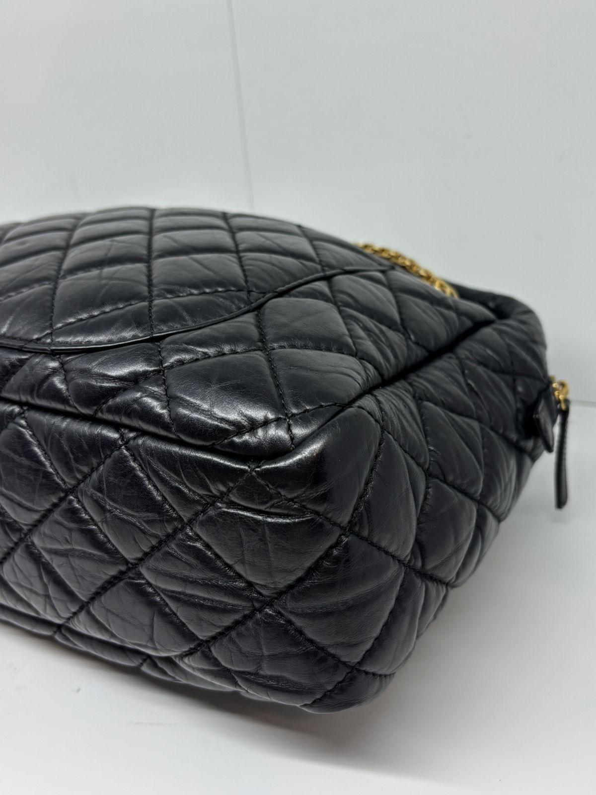 Chanel grand sac pour appareil photo réédition en vente 3