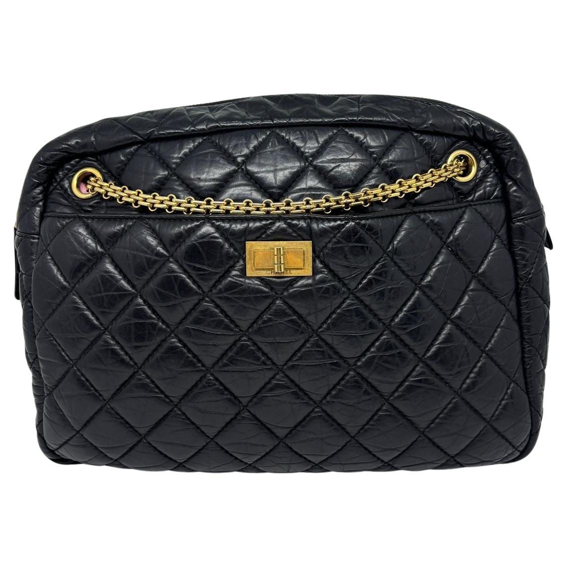 Chanel Schwarze große Reissue Kameratasche aus gealtertem Leder