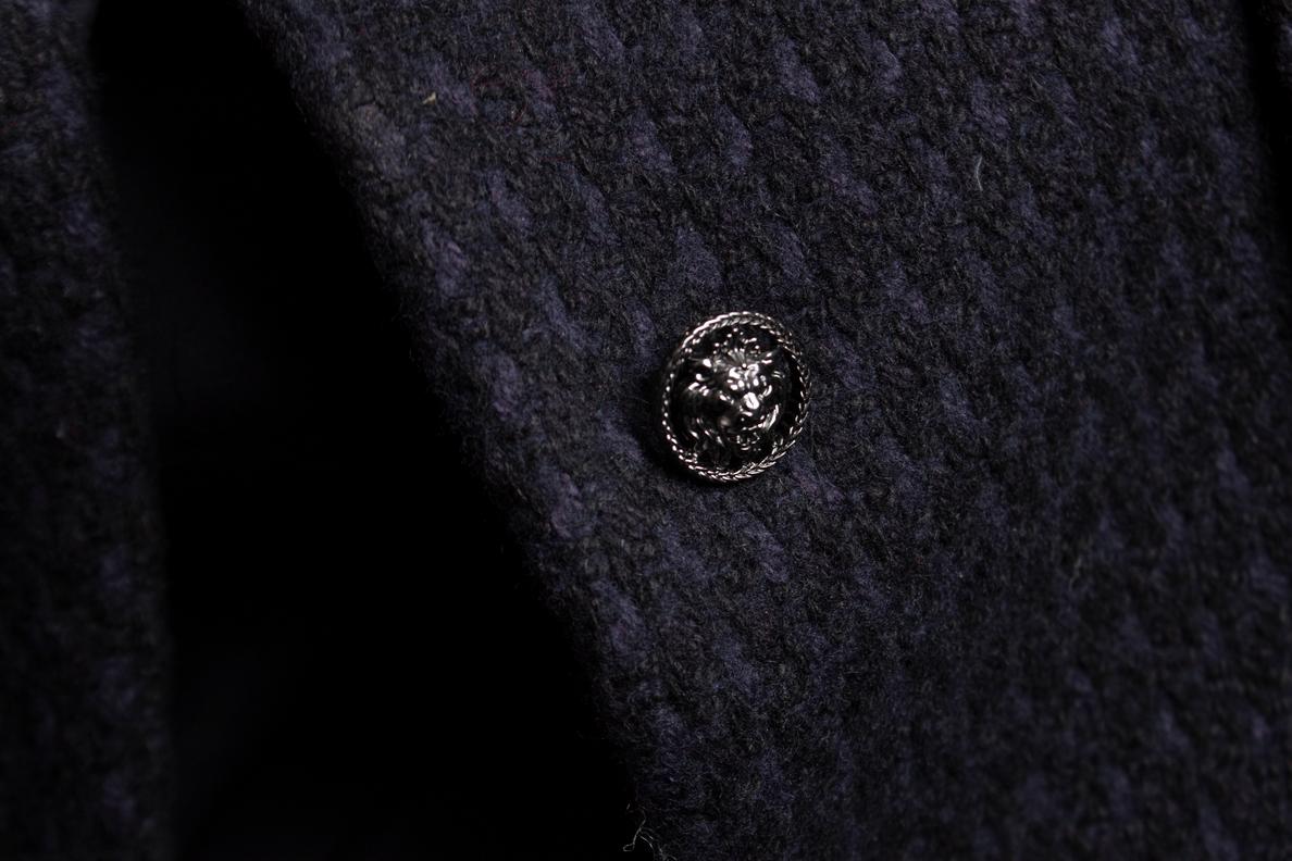 Chanel, black and blue wool coat. For Sale 3