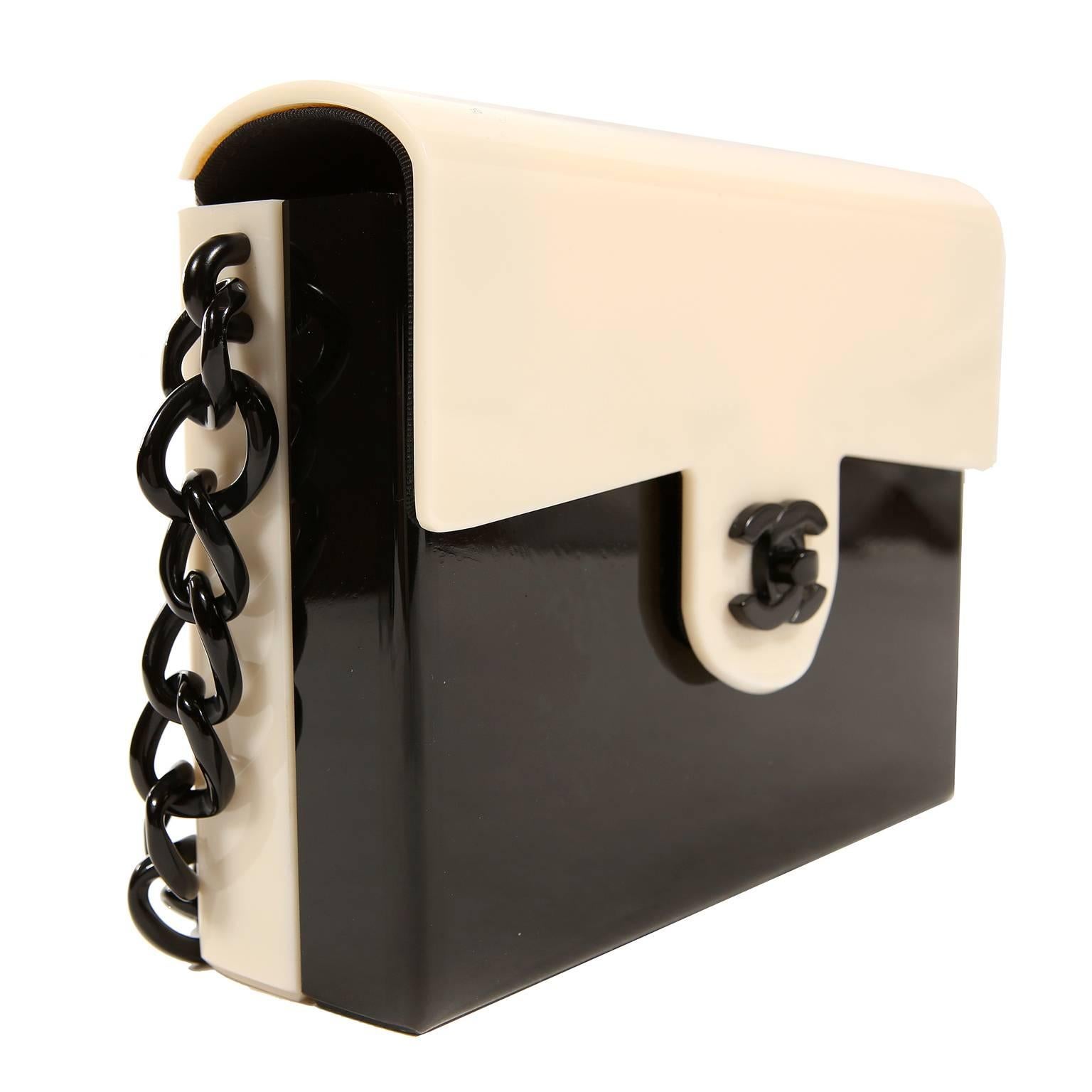 Chanel Black and Cream Bakelite Small Shoulder Bag In Excellent Condition In Palm Beach, FL